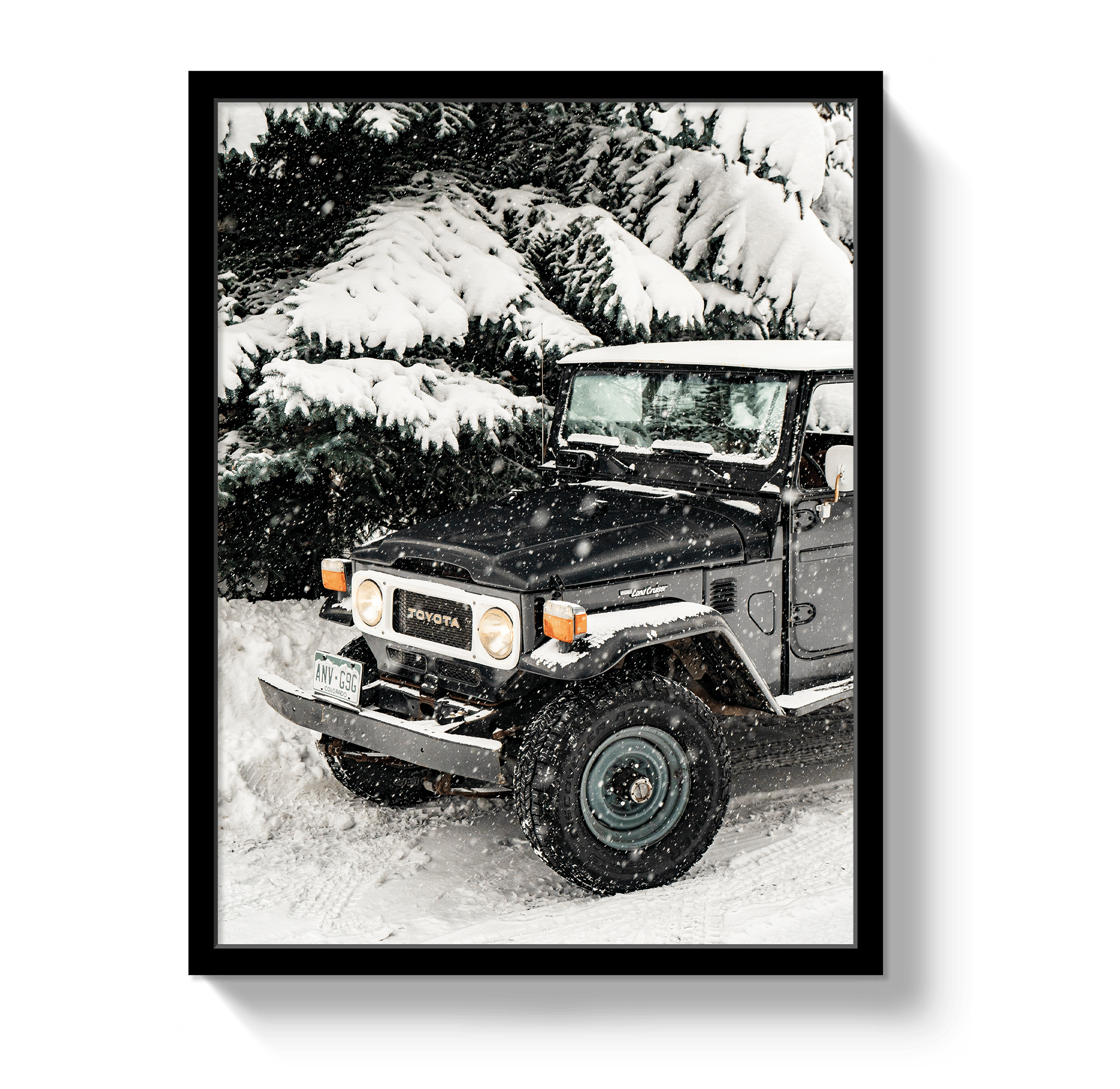 Johnny Vacay Black / 11x14 / Full Bleed Snowy FJ