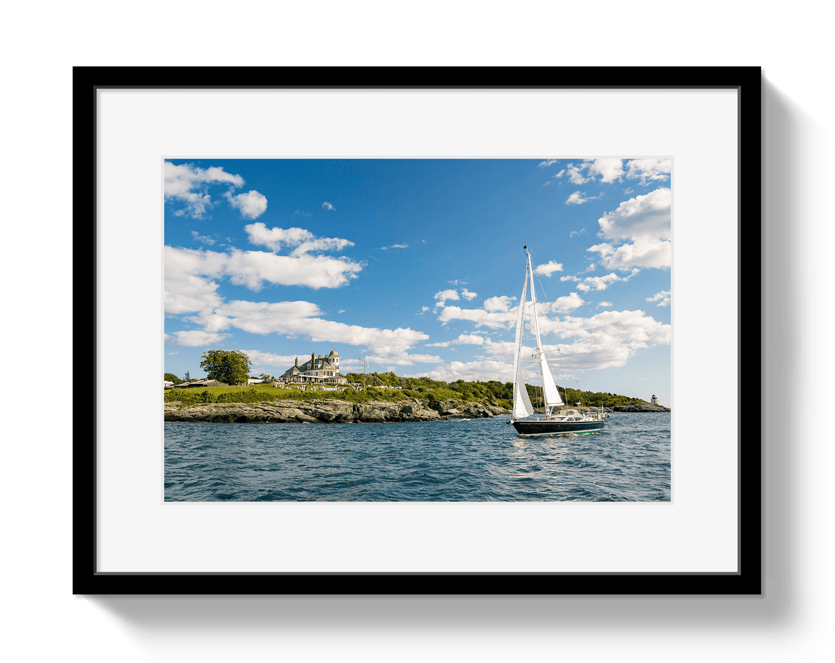 Johnny Vacay Black / 11x14 / Border Castle Hill