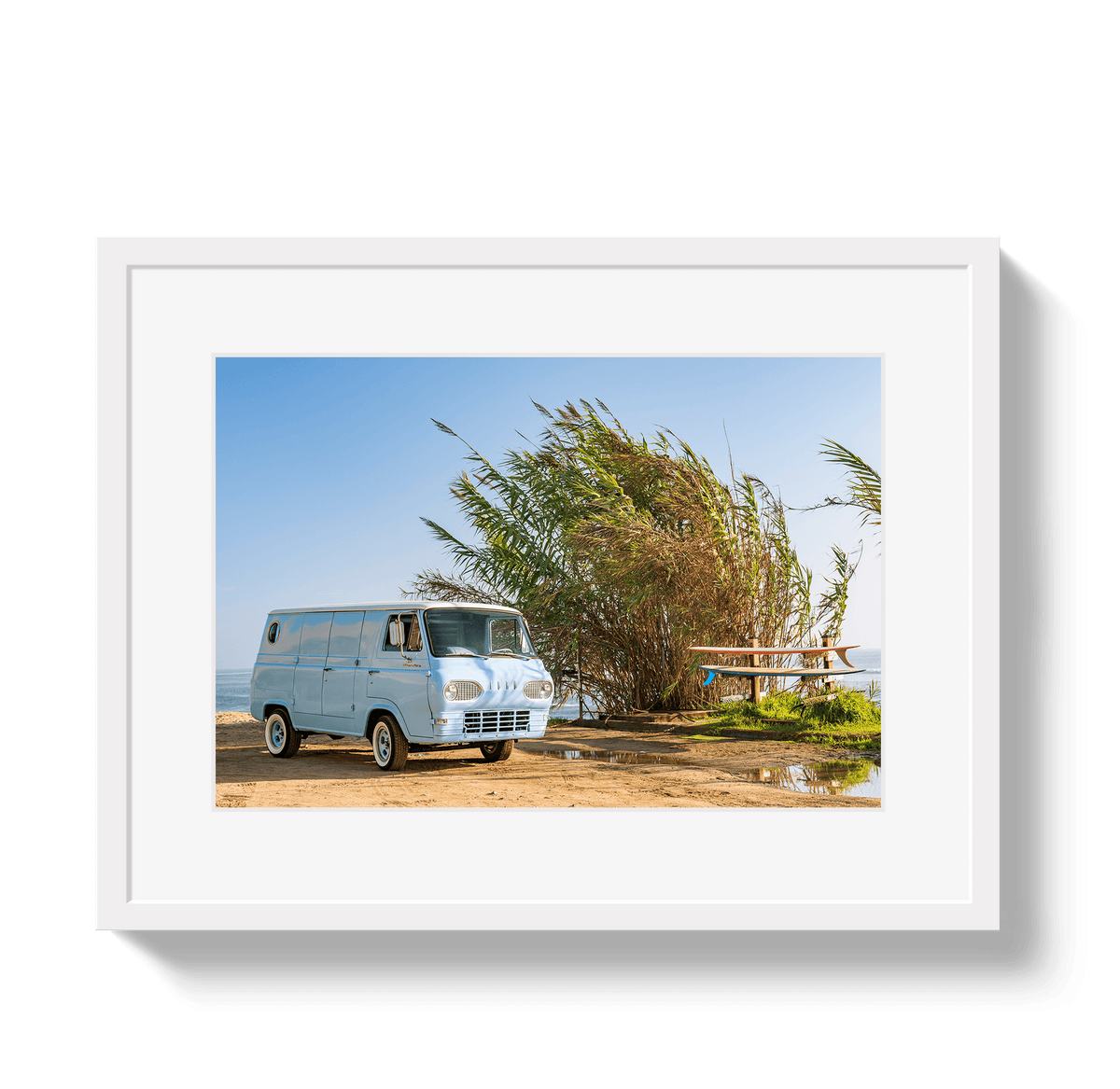Johnny Vacay White / 11x14 / Border Sano Bus