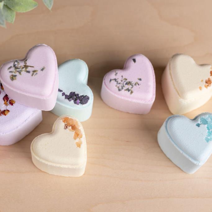 CBD - 8 Bath bombs set - perfect for a relaxing Mother&