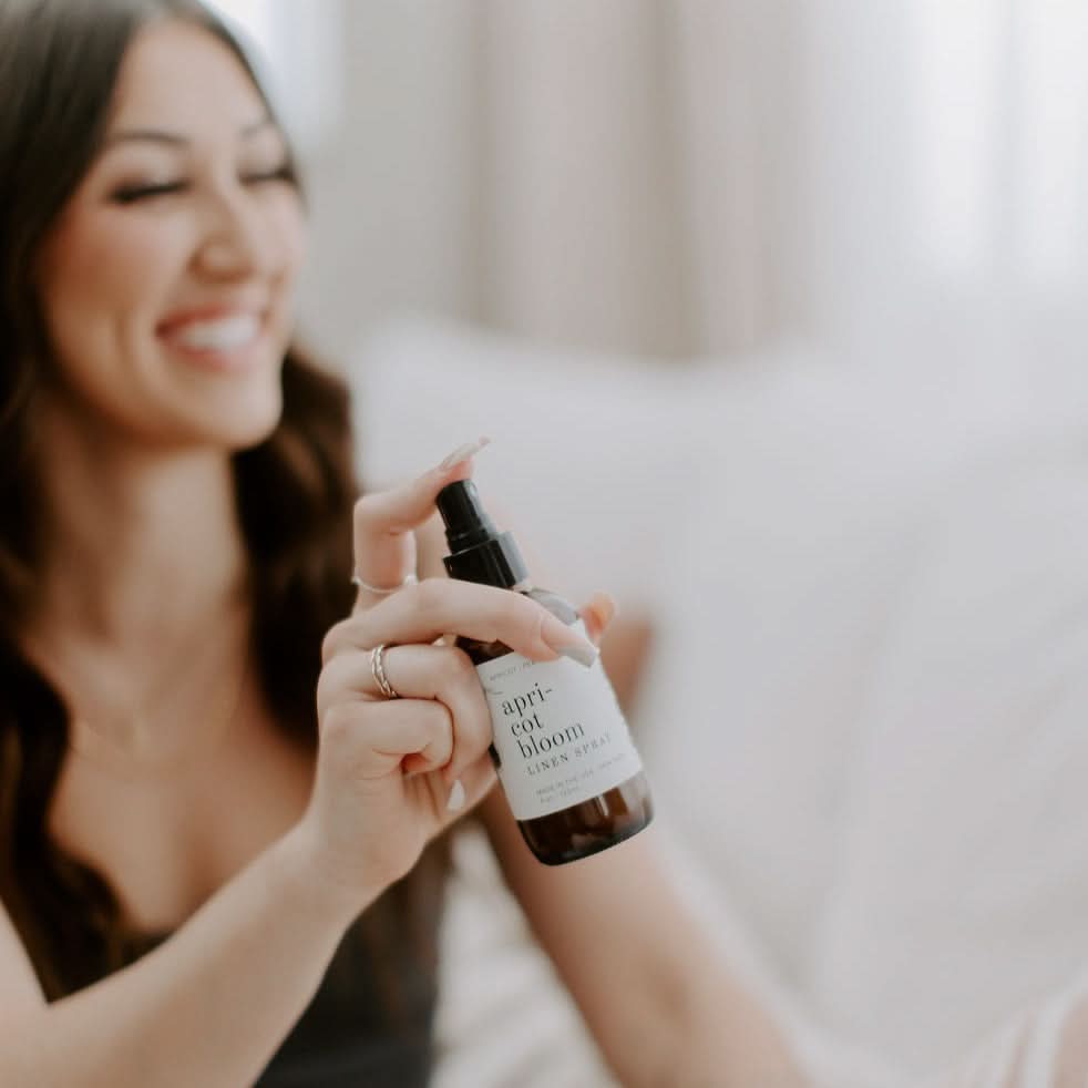 Apricot Bloom Linen Spray - My American Goods