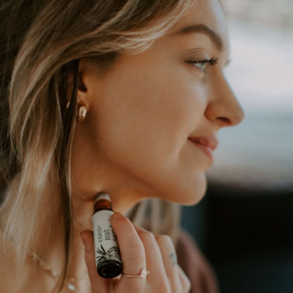 Coconut Sandalwood Roll-On Perfume - My American Goods