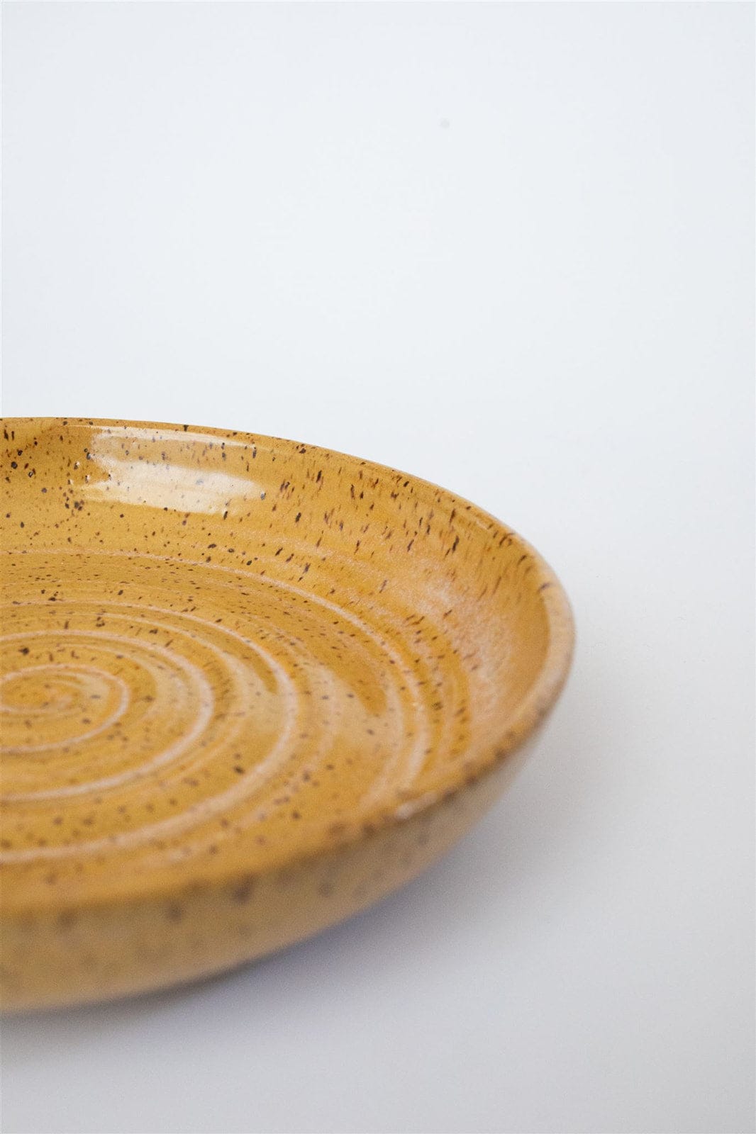 KJ Pottery Bowl Mustard Yellow / Glazed Rim Pasta Bowl