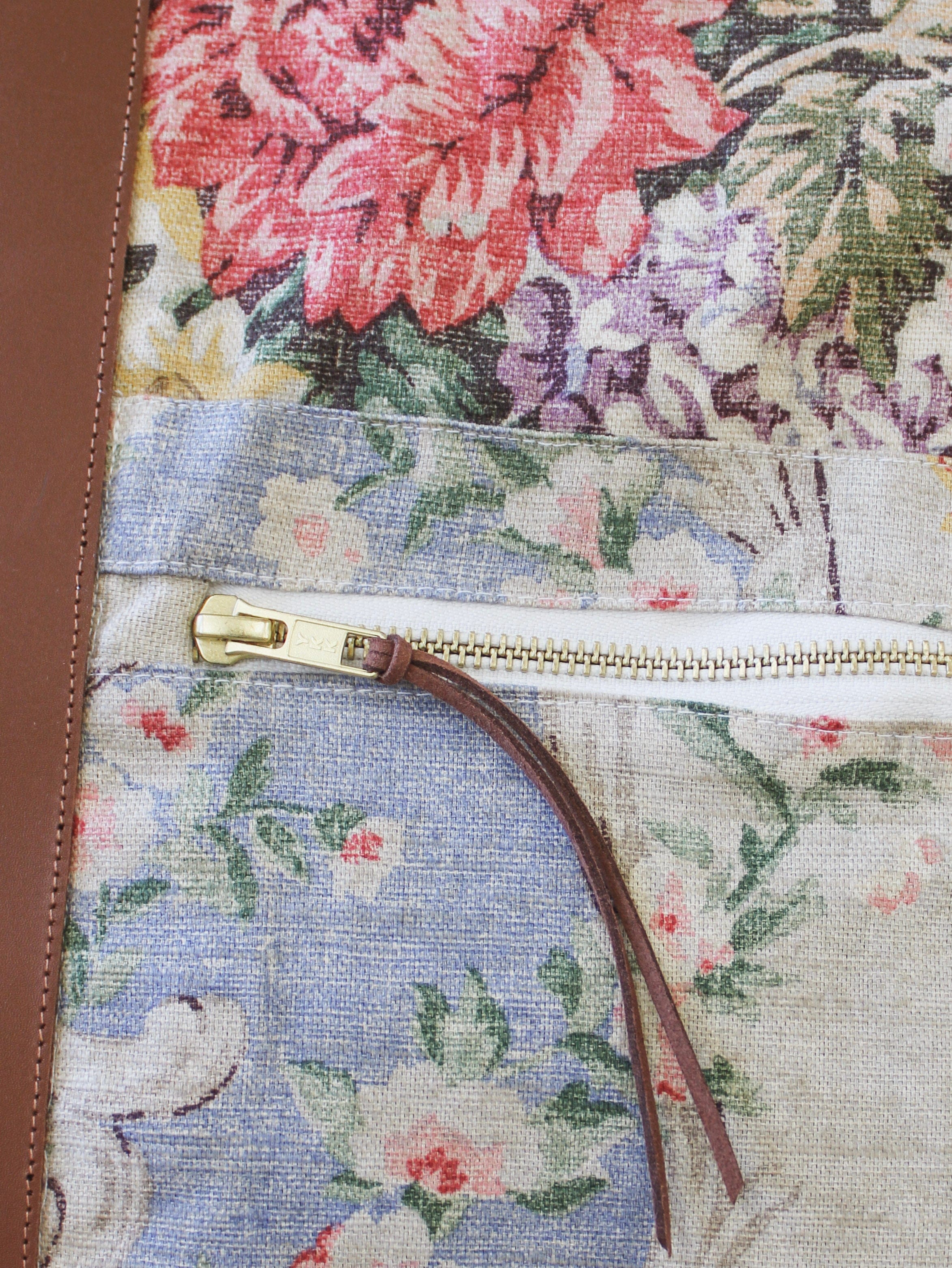 Ash & Rose travel tote Francesca&