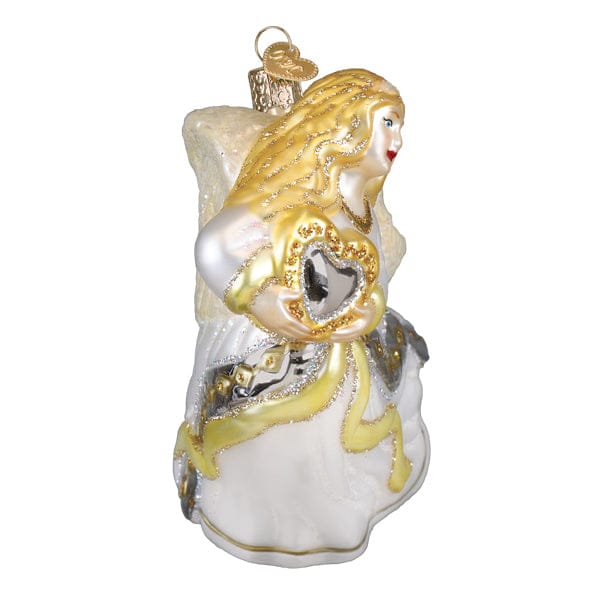 Old World Christmas 2 X 4.75 X 3.5 / 10250 Angel With Heart Ornament