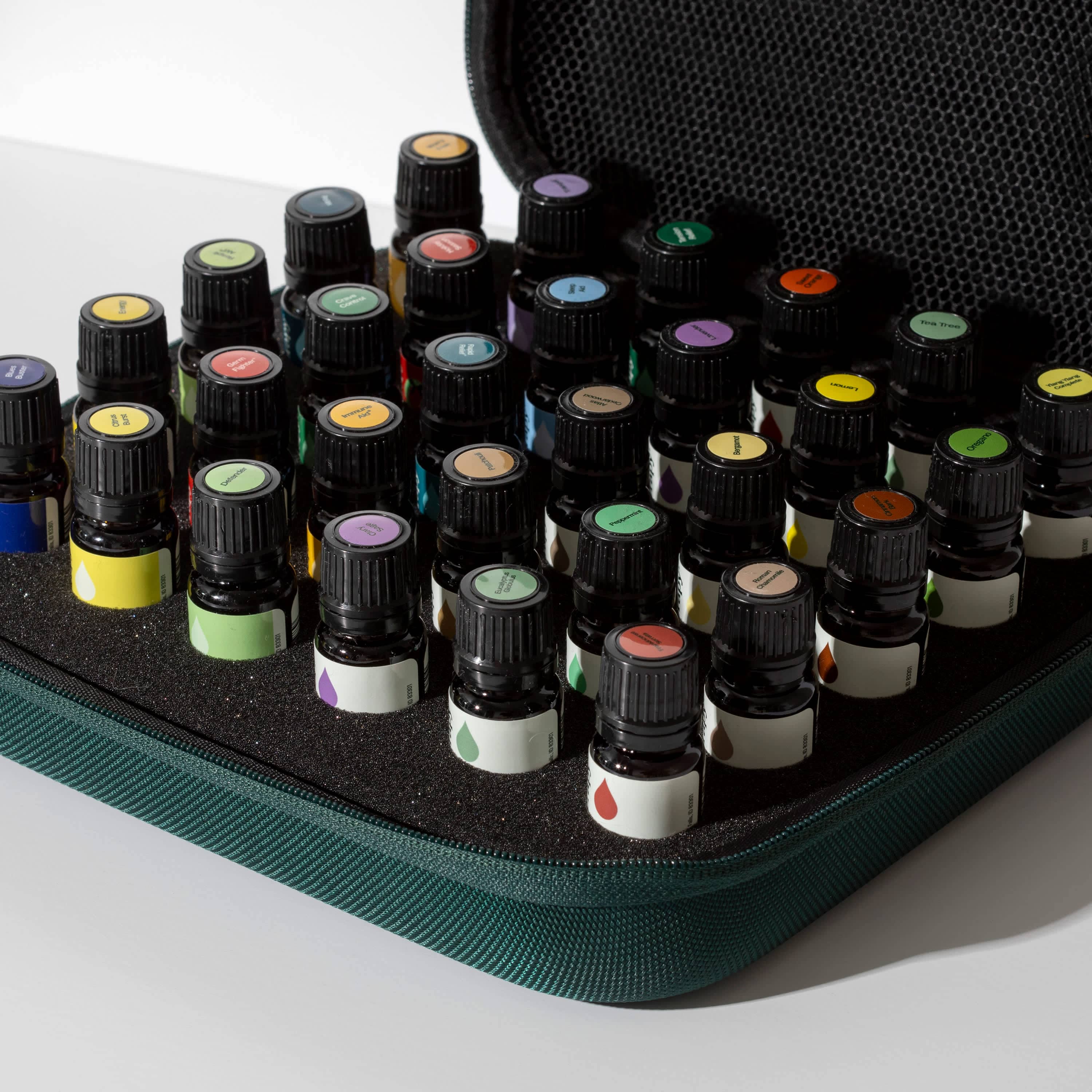 Plant Therapy Essential Oil 15 & 15 Essential Oil Set with Carrying Case