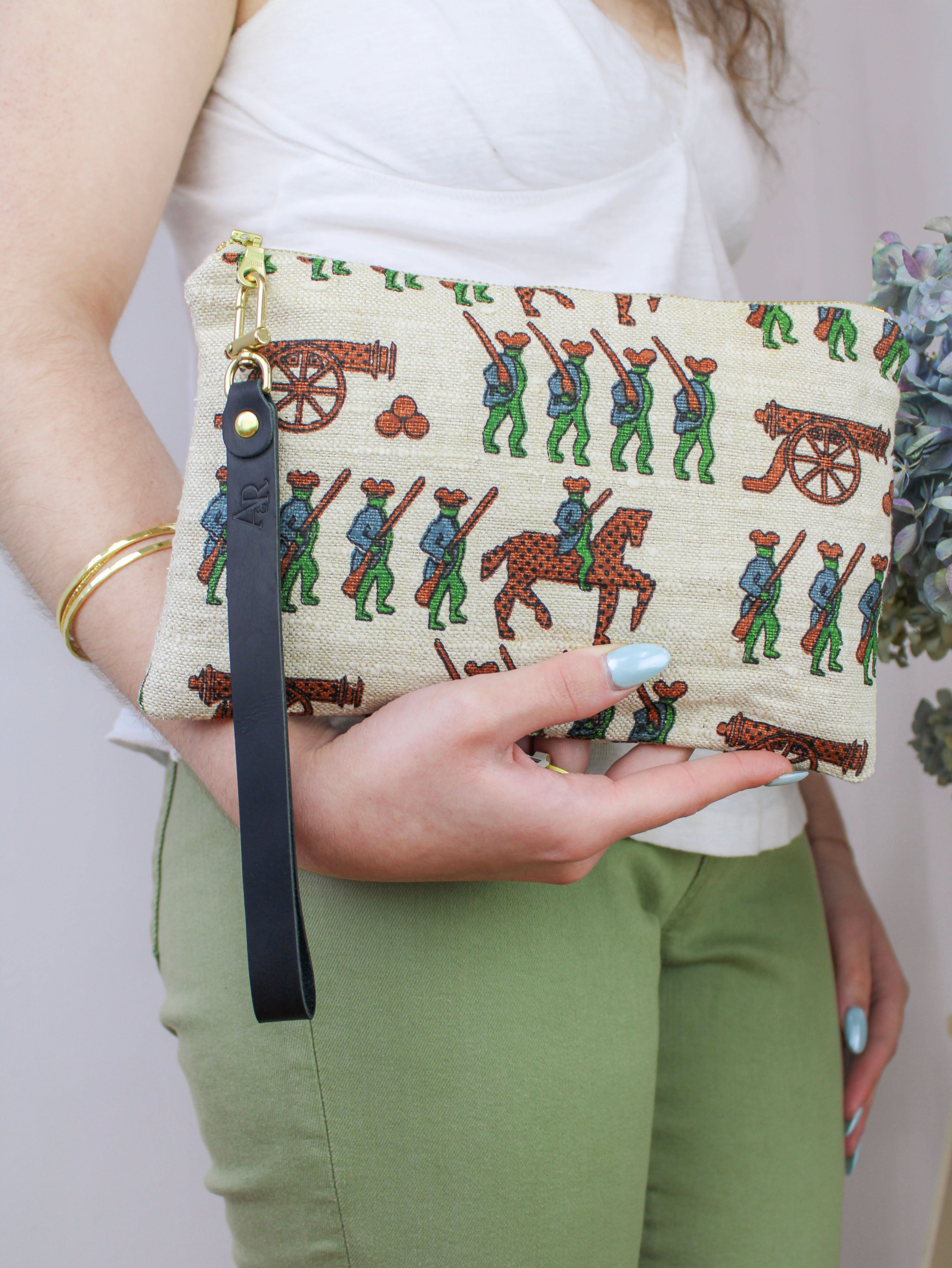 Vintage Linen Mod Minuteman Wristlet - My American Goods