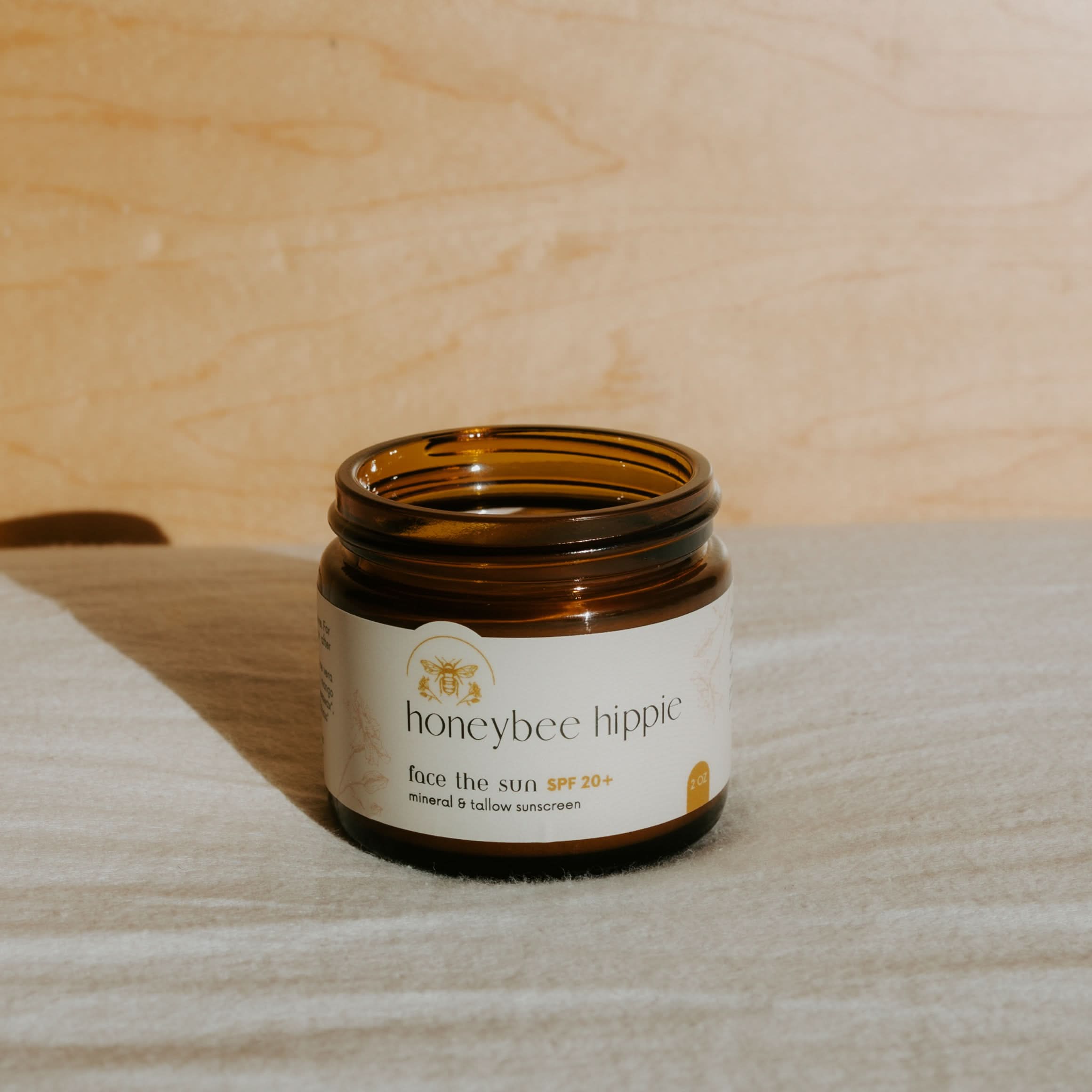 Honeybee Hippie Sunscreen Face the sun - herbal tinted mineral & tallow skin protection