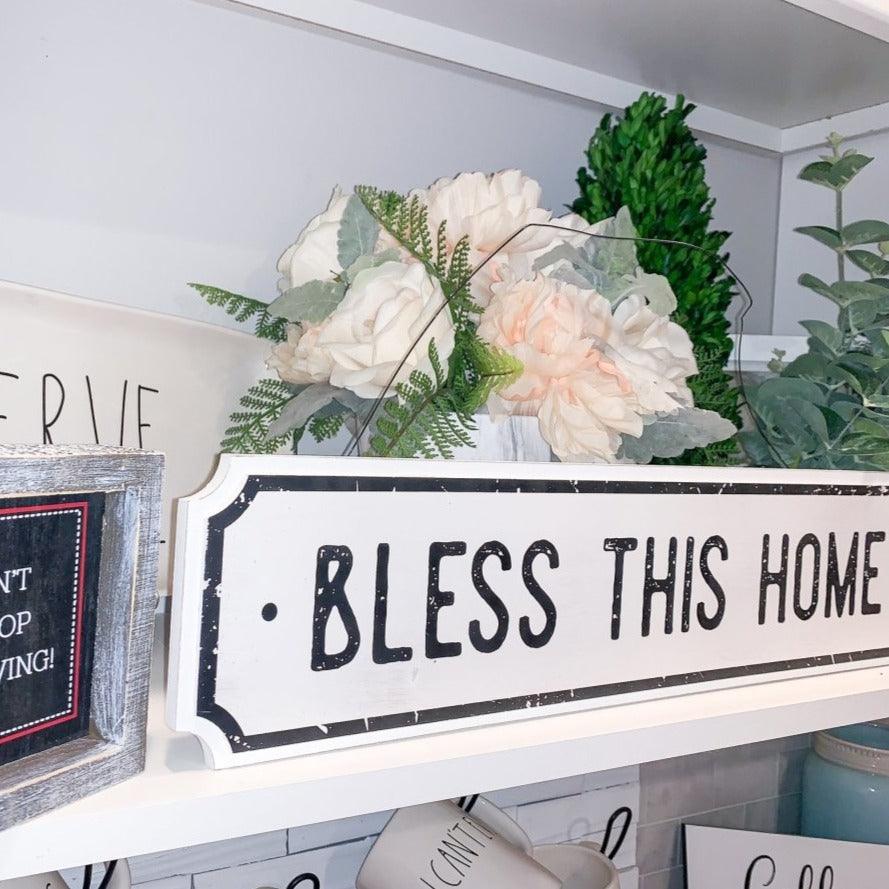 Gia Roma Farmhouse Chic, Wood Sign, This is Us Farmhouse Chic