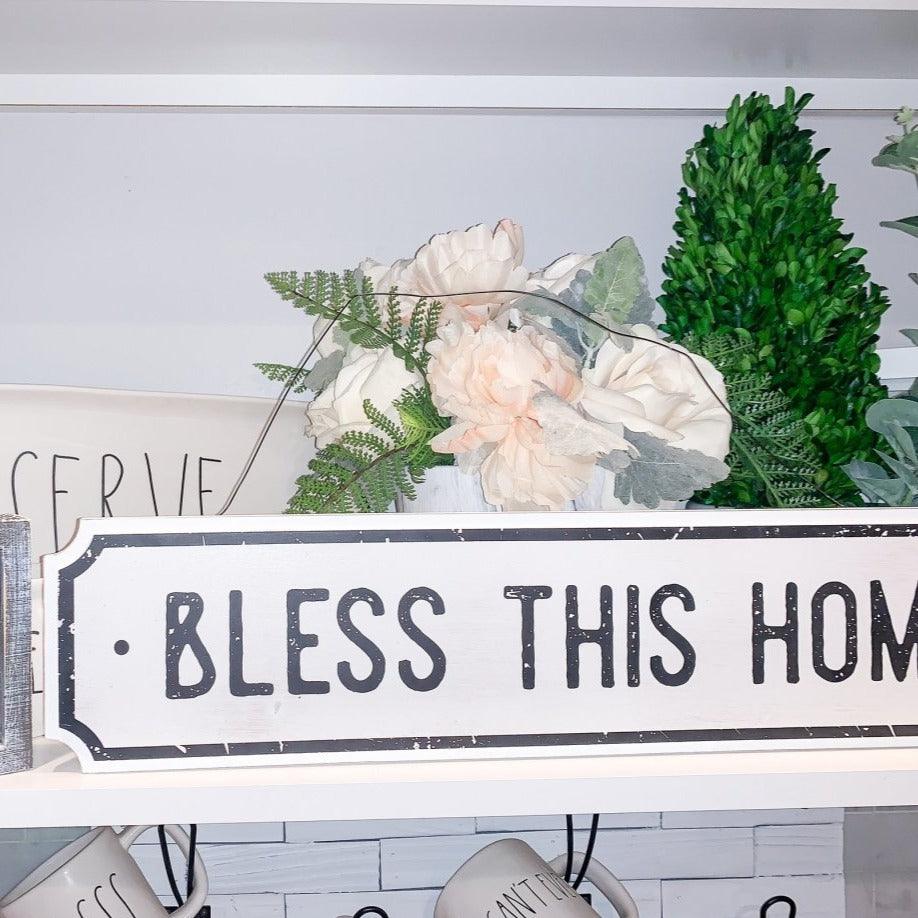 Gia Roma Farmhouse Chic, Wood Sign, This is Us Farmhouse Chic