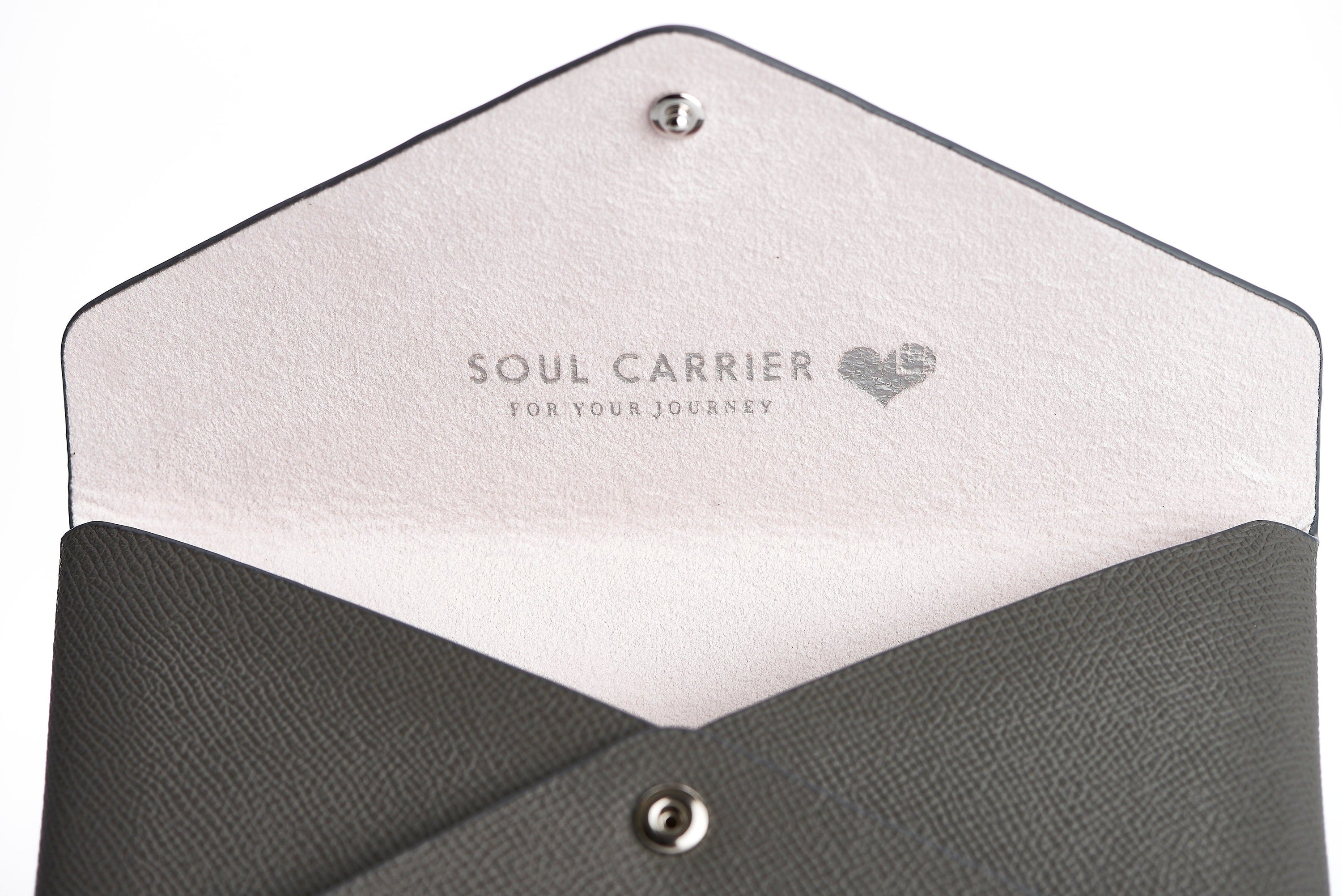 SOUL CARRIER The Pochette Clutch - Gray