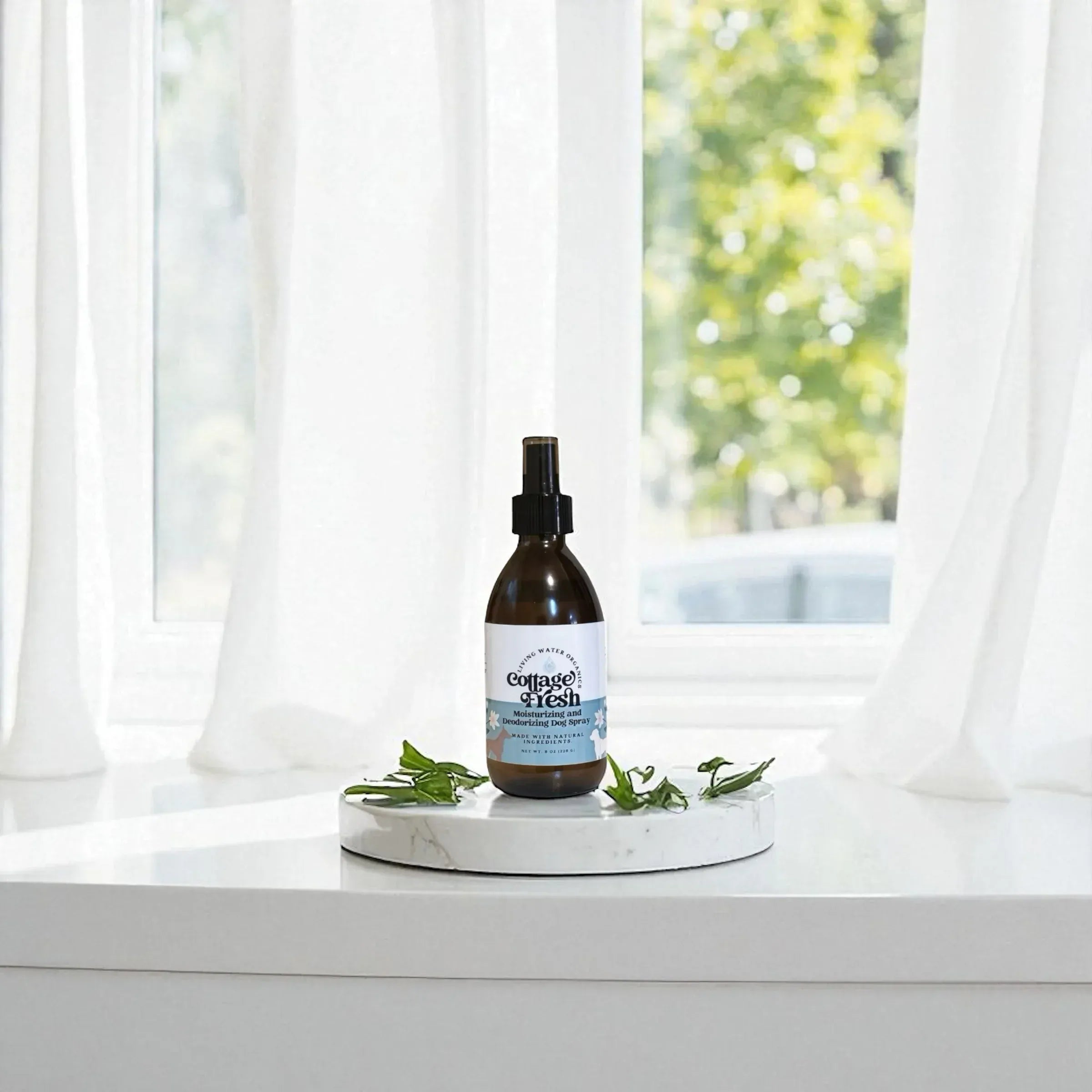 Living Water Organics Dog Spray Cottage Fresh Deodorizing & Moisturizing Dog Spray