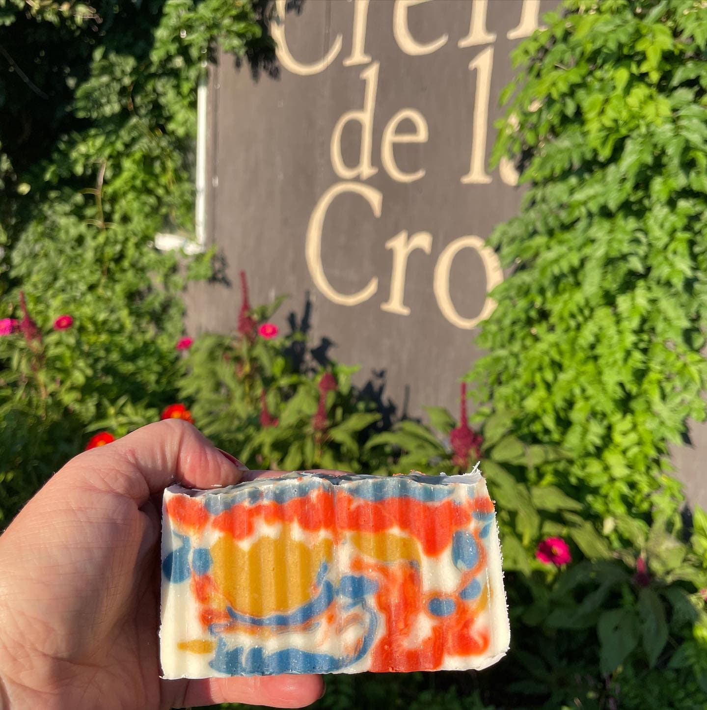 Creme de la Crop Soap - Love (Black Current & Jasmine)