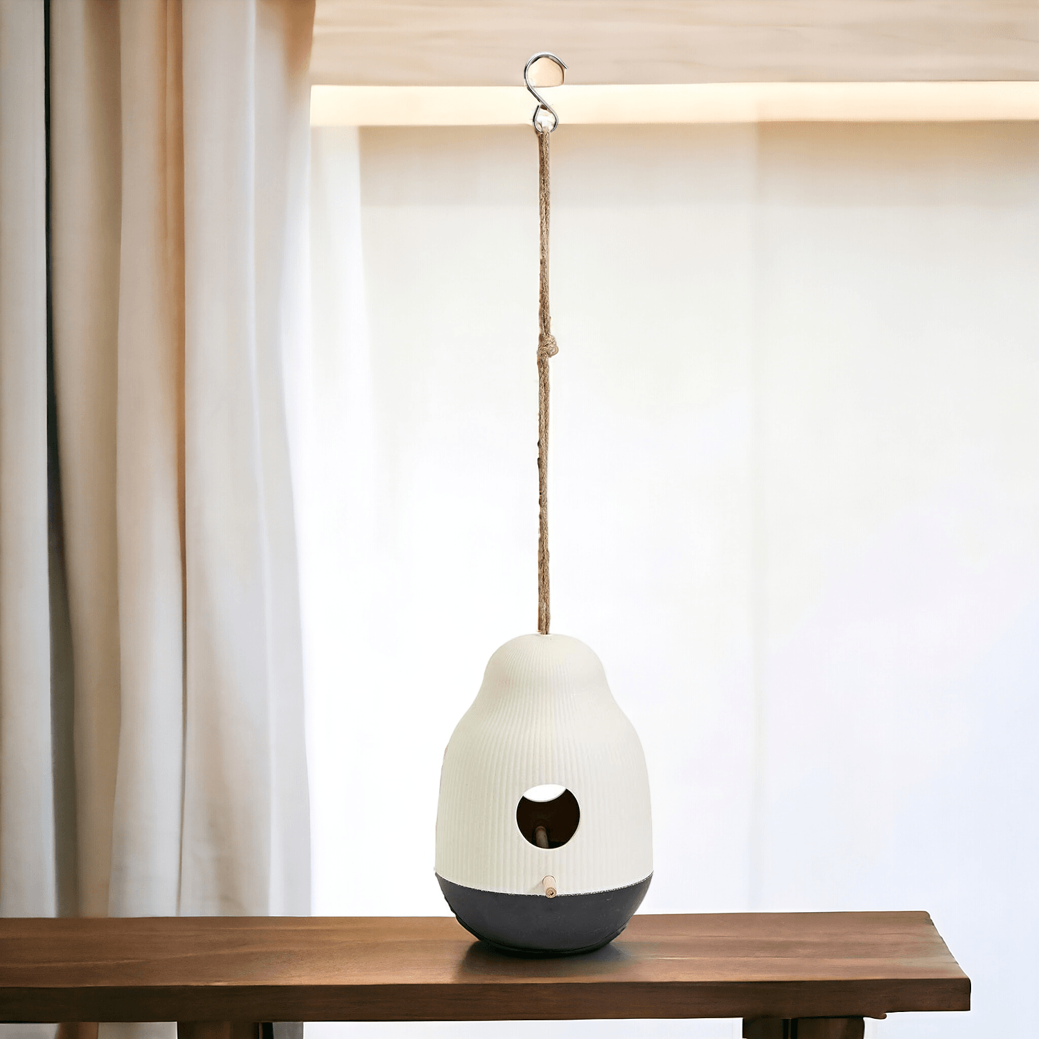 Gia Roma Bird Feeder House Cocoon Bird Feeder