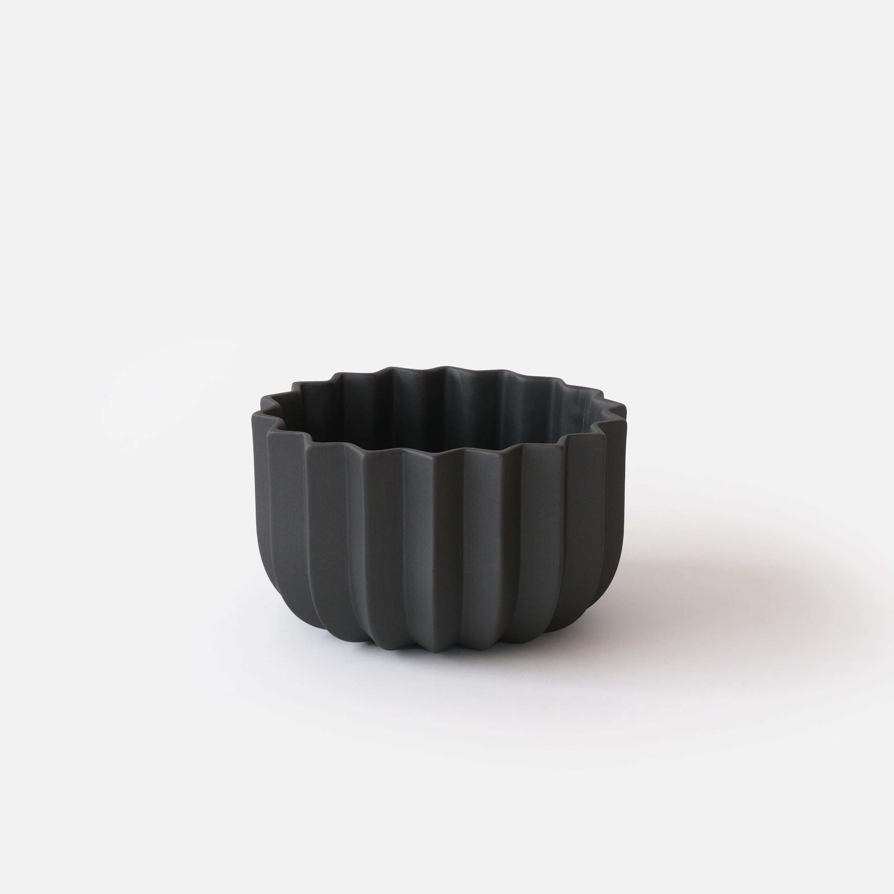 Misewell Pots & Planters black / 7 inch Wrap Planter - 4 sizes