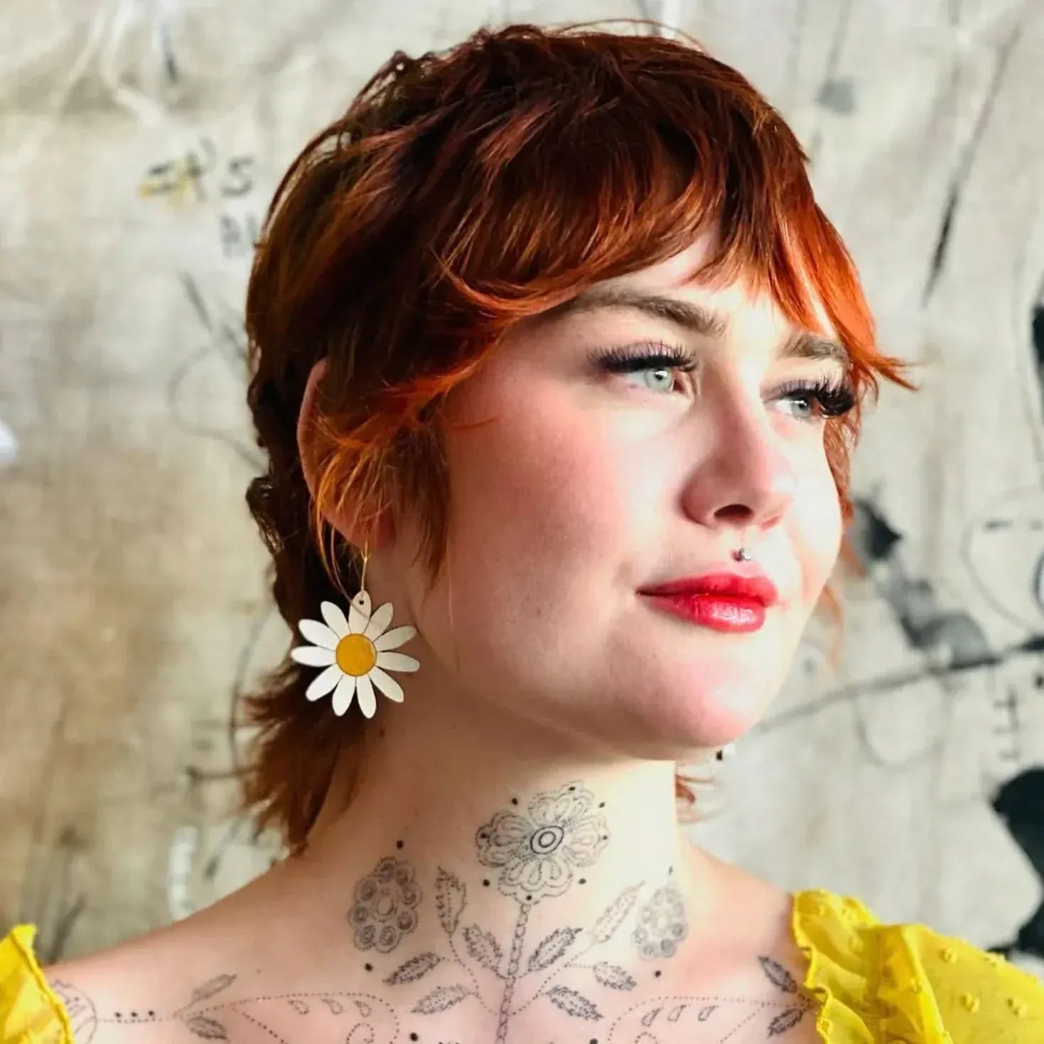 LE CHIC MIAMI Earrings 70s Daisy Hoops