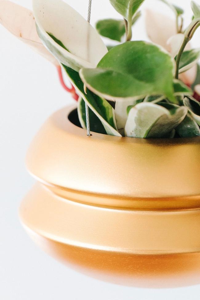 Carter + Rose Hanging Planter