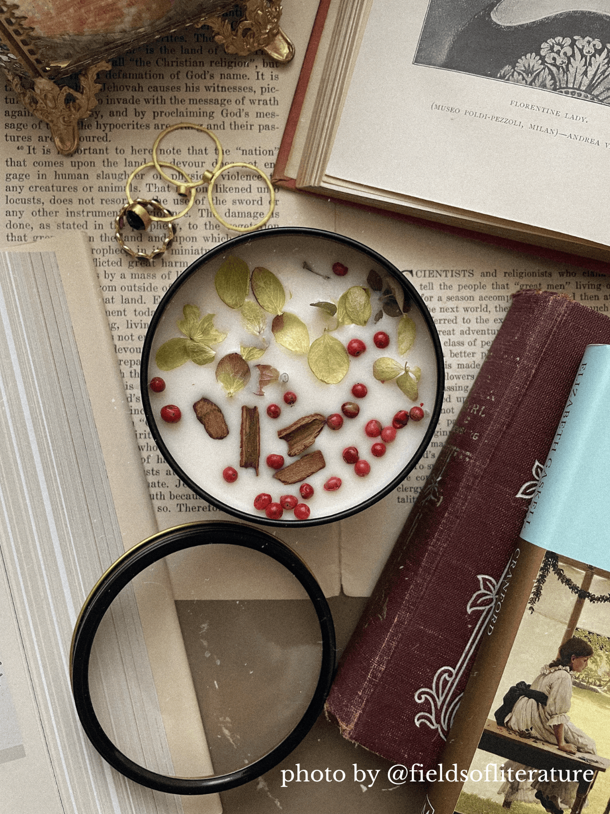 Ash & Rose candle HARVEST Apple Spice Candle