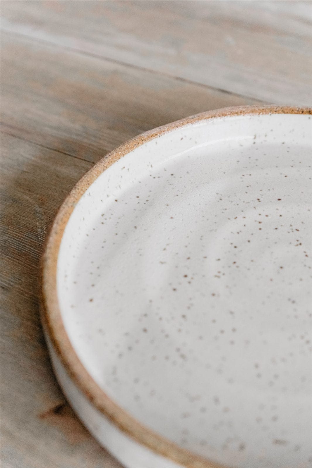 KJ Pottery Plate Speckled White / Tall Rim / Glazed Rim Small Plate