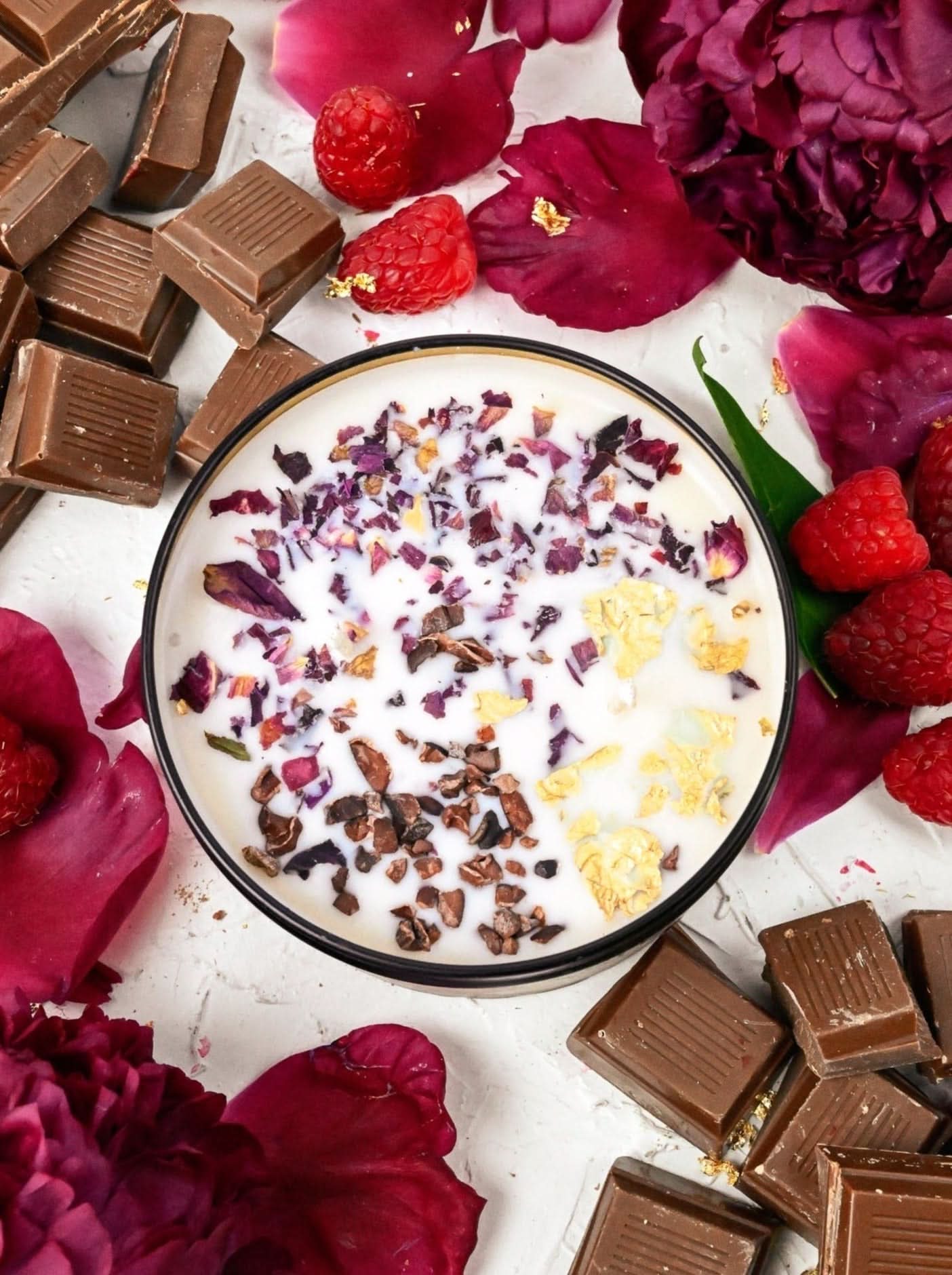 Ash & Rose candle COCOA LUXE Chocolate Raspberry Candle
