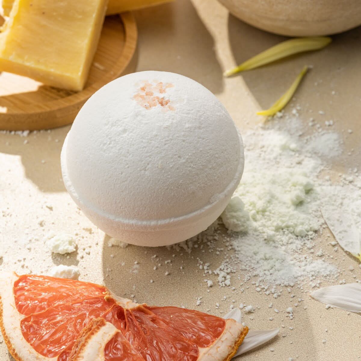 Lizush FAVORS Bulk - 100 Natural Vegan Mix scents Bath Bombs - White