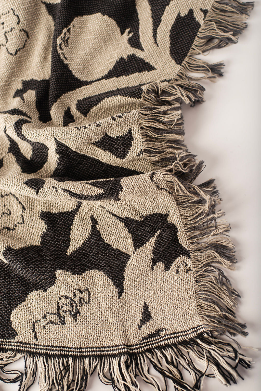 Addy Tuffet Floral Cotton Throw Blanket