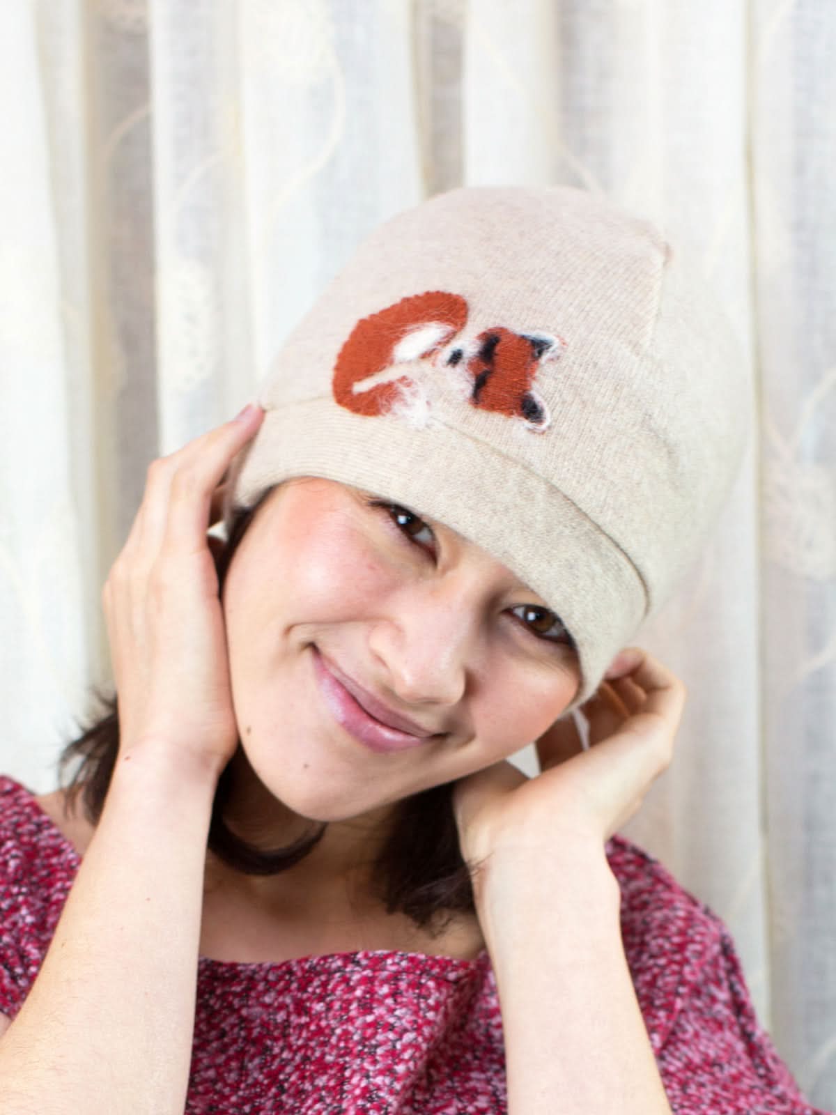Sleeping Fox Cashmere Hat - Adult/Big Kid - My American Goods