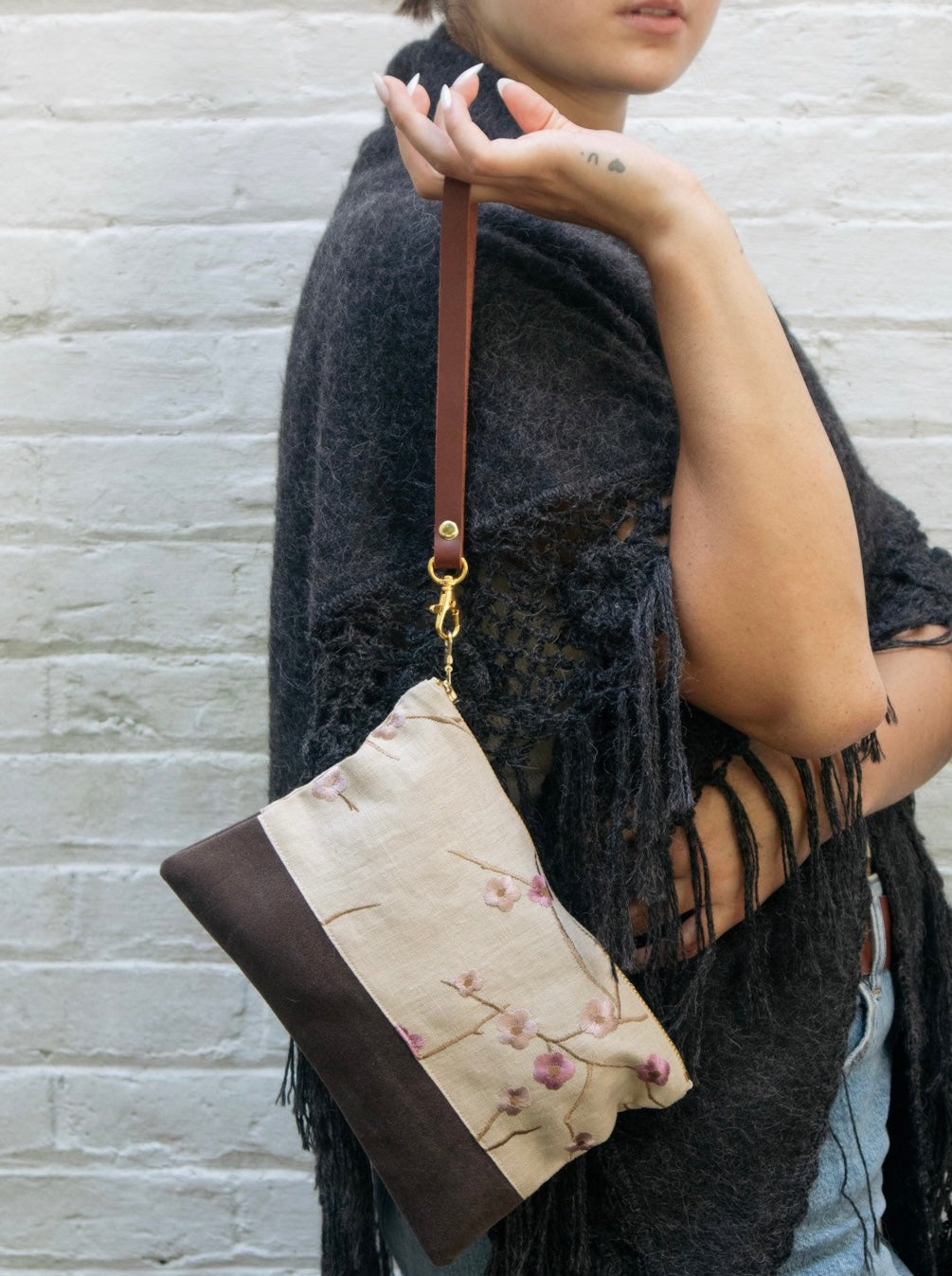 Alice Embroidered Linen Wristlet - My American Goods