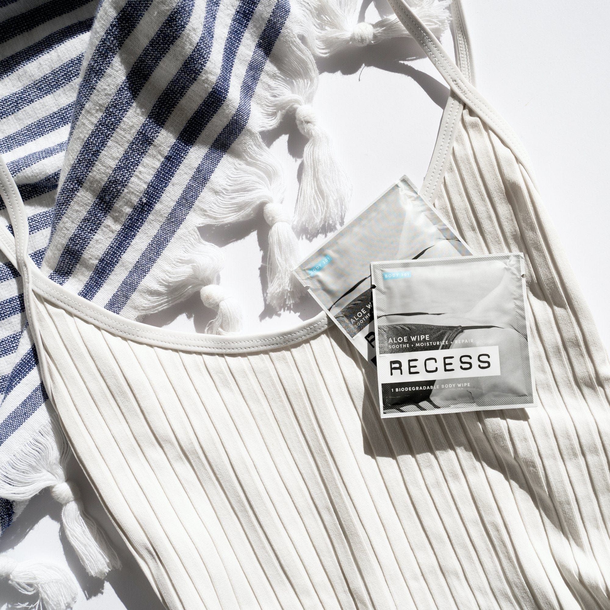 BODY 301: After-Sun Aloe Wipes (Pack of 15)