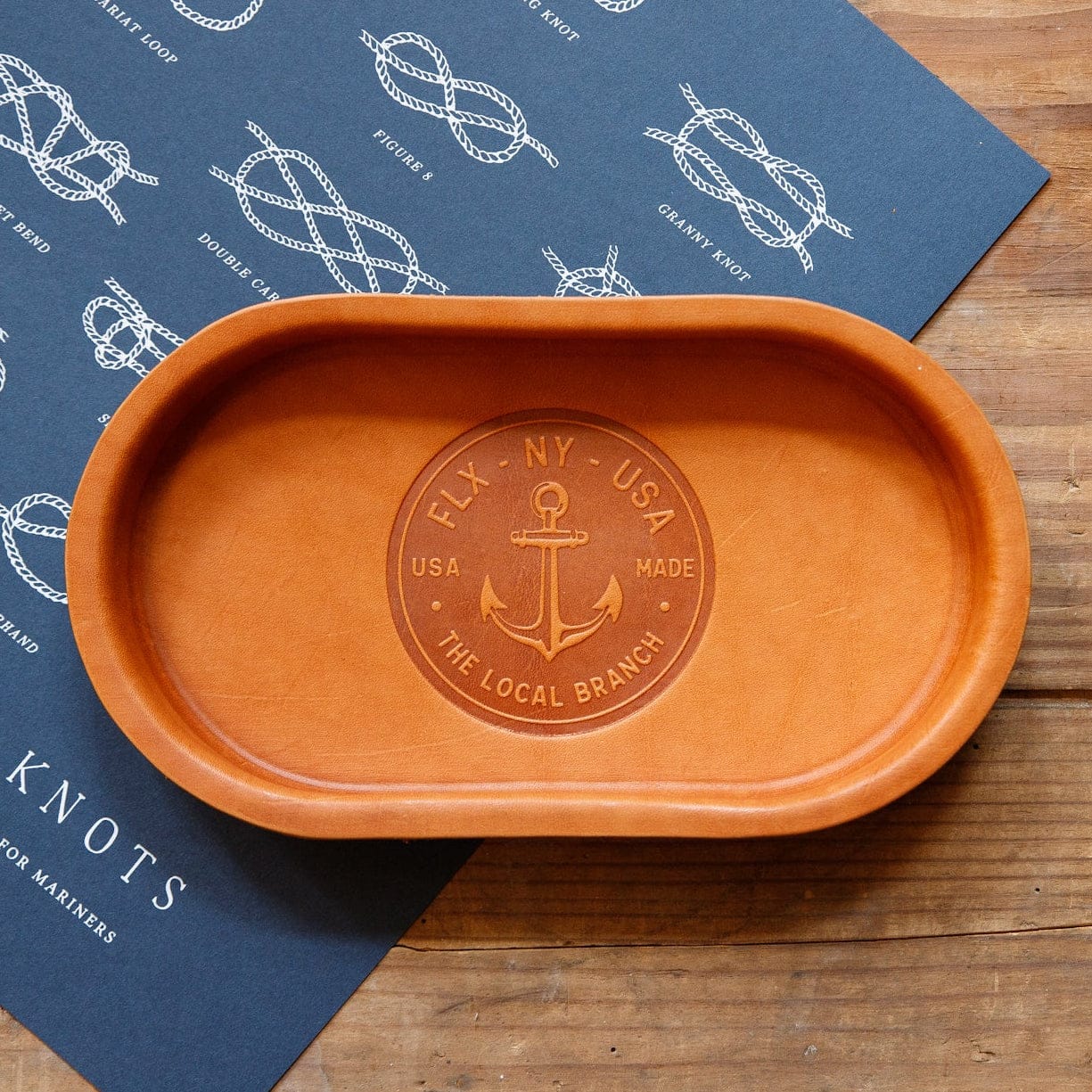 The Local Branch Leather Anchor / Caramel Leather Valet - Oval