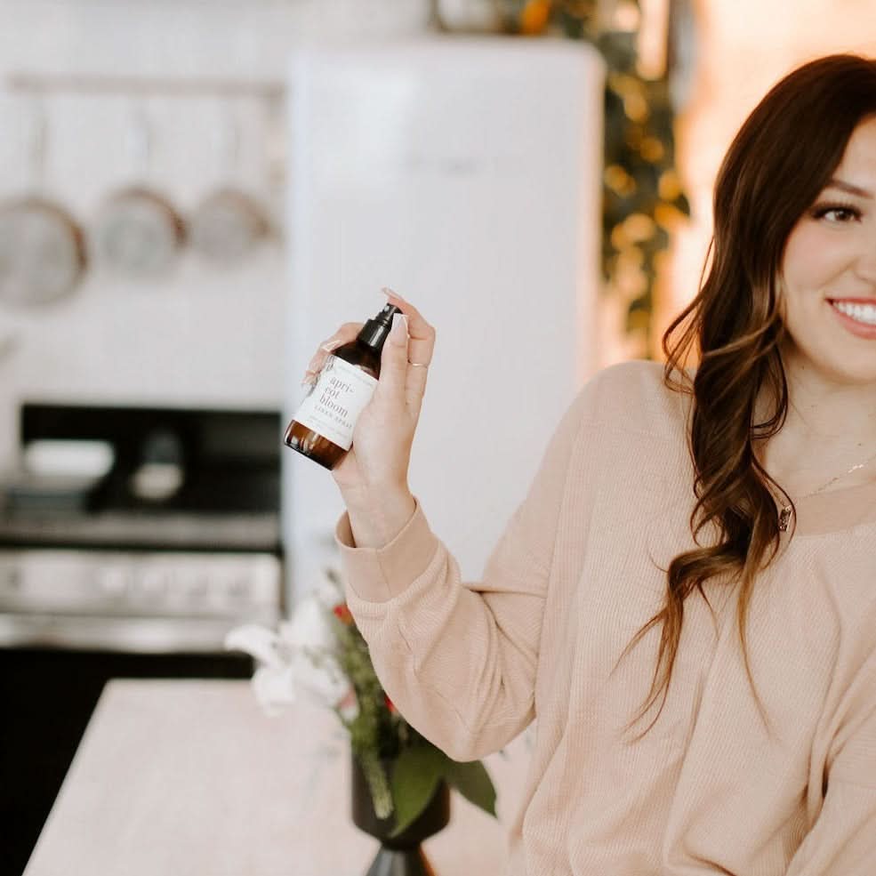 Apricot Bloom Linen Spray - My American Goods