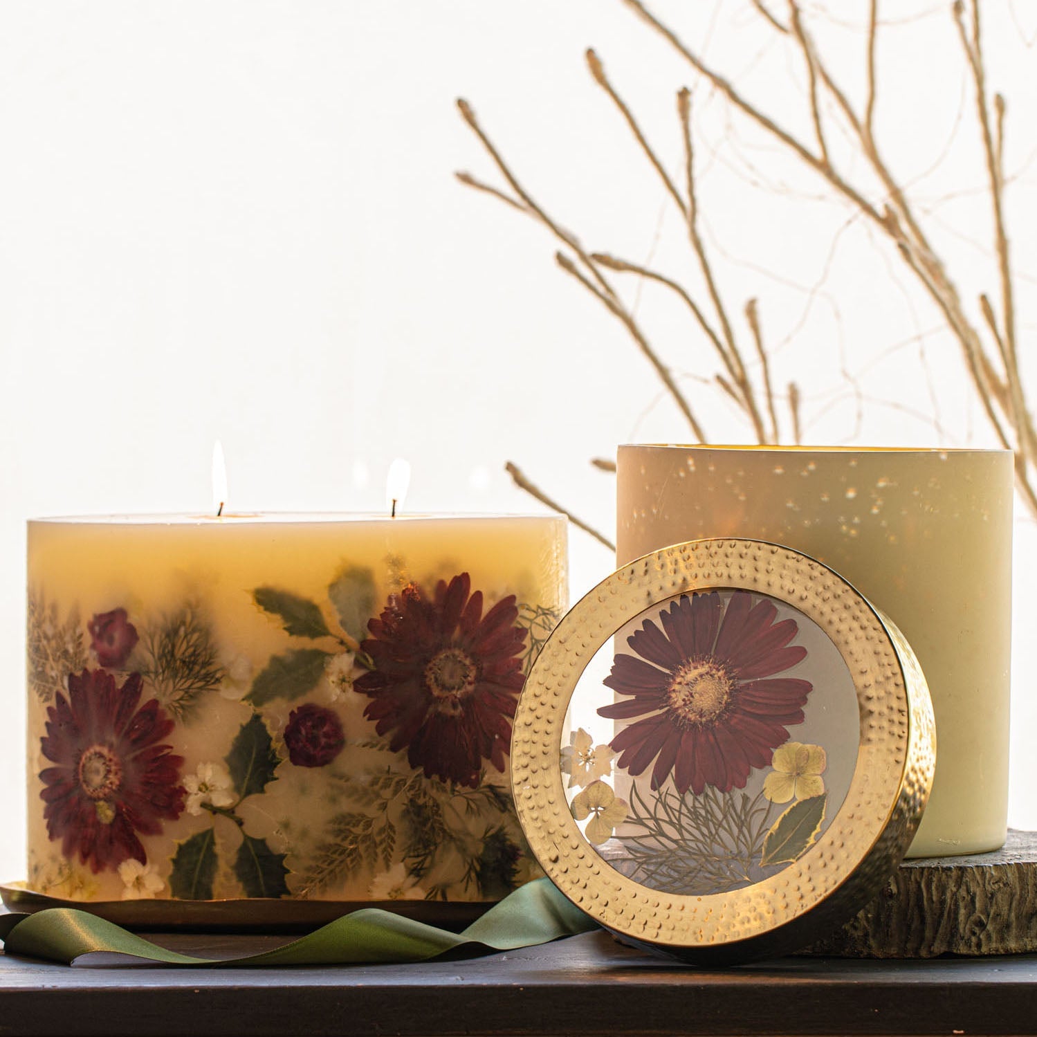 Centerpiece Botanical Candle - Winterberry Frost