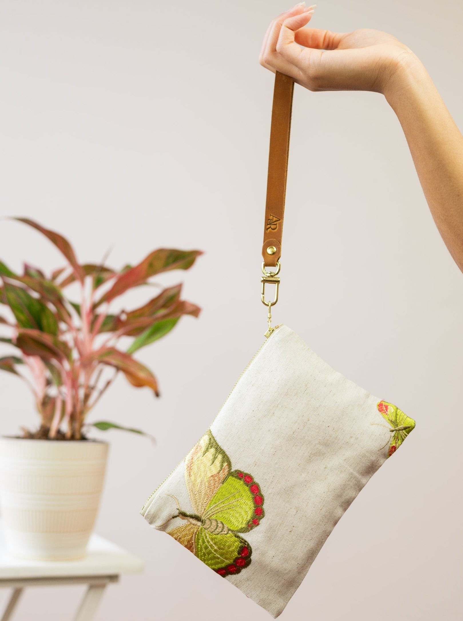 Butterfly Wristlet Purse - My American Goods