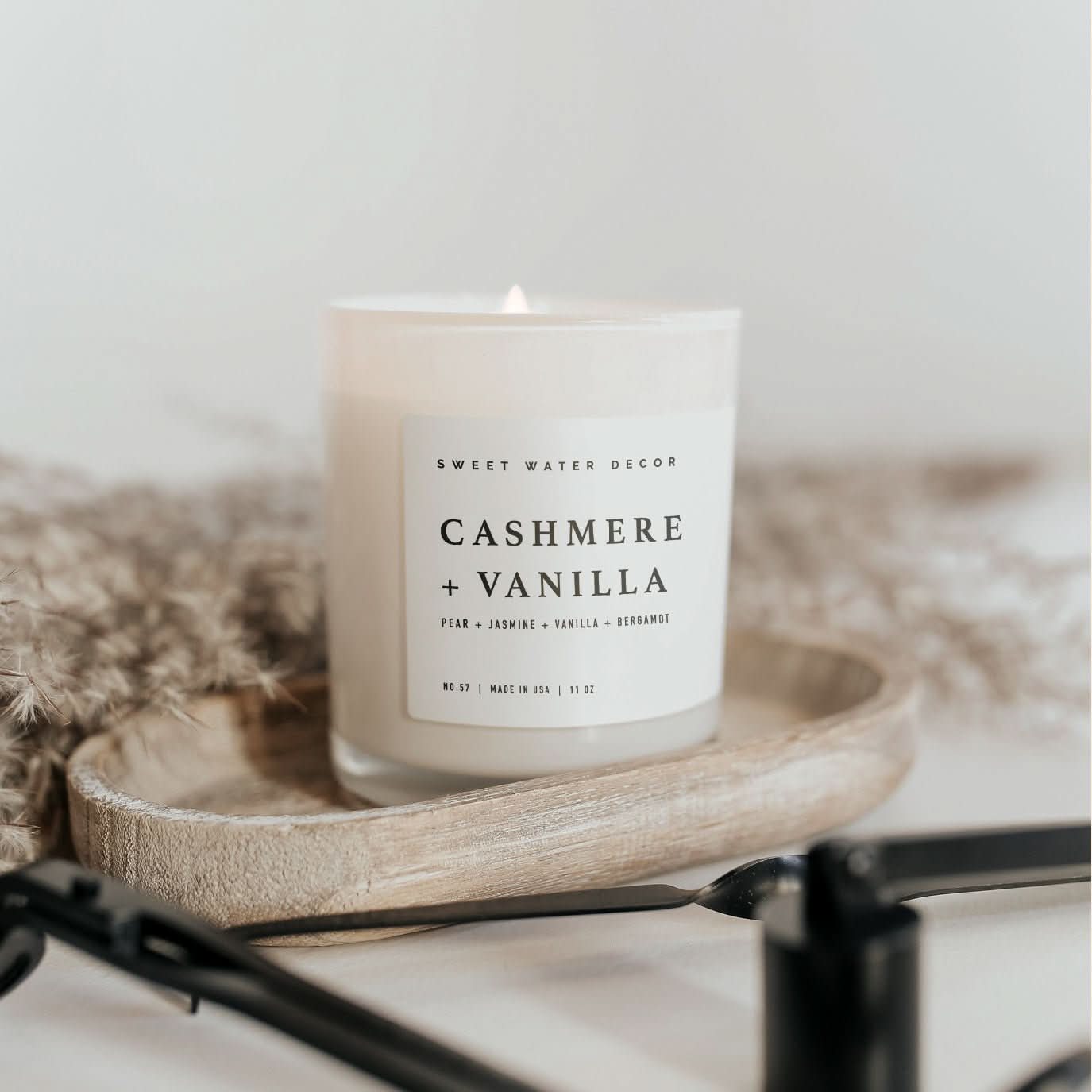 Cashmere and Vanilla Soy Candle - White Jar - 11 oz - My American Goods