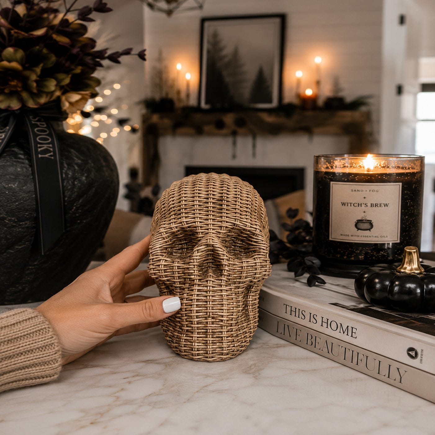 Gia Roma Basket Weave Statue Beige/Brown 1 Skull Me Rattan-Style Skull Decor – Natural & White Resin