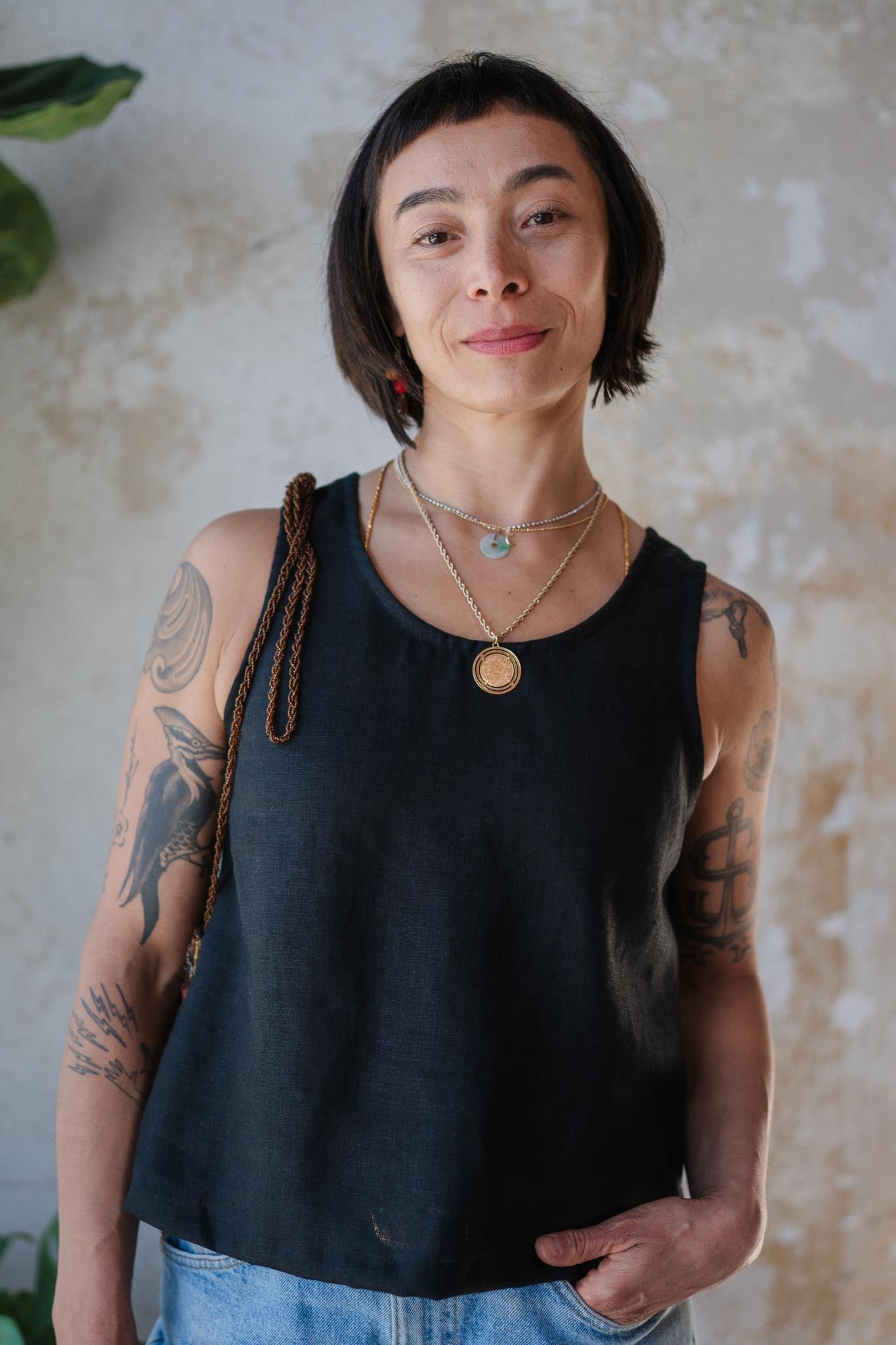 Classic Tank in Black Linen