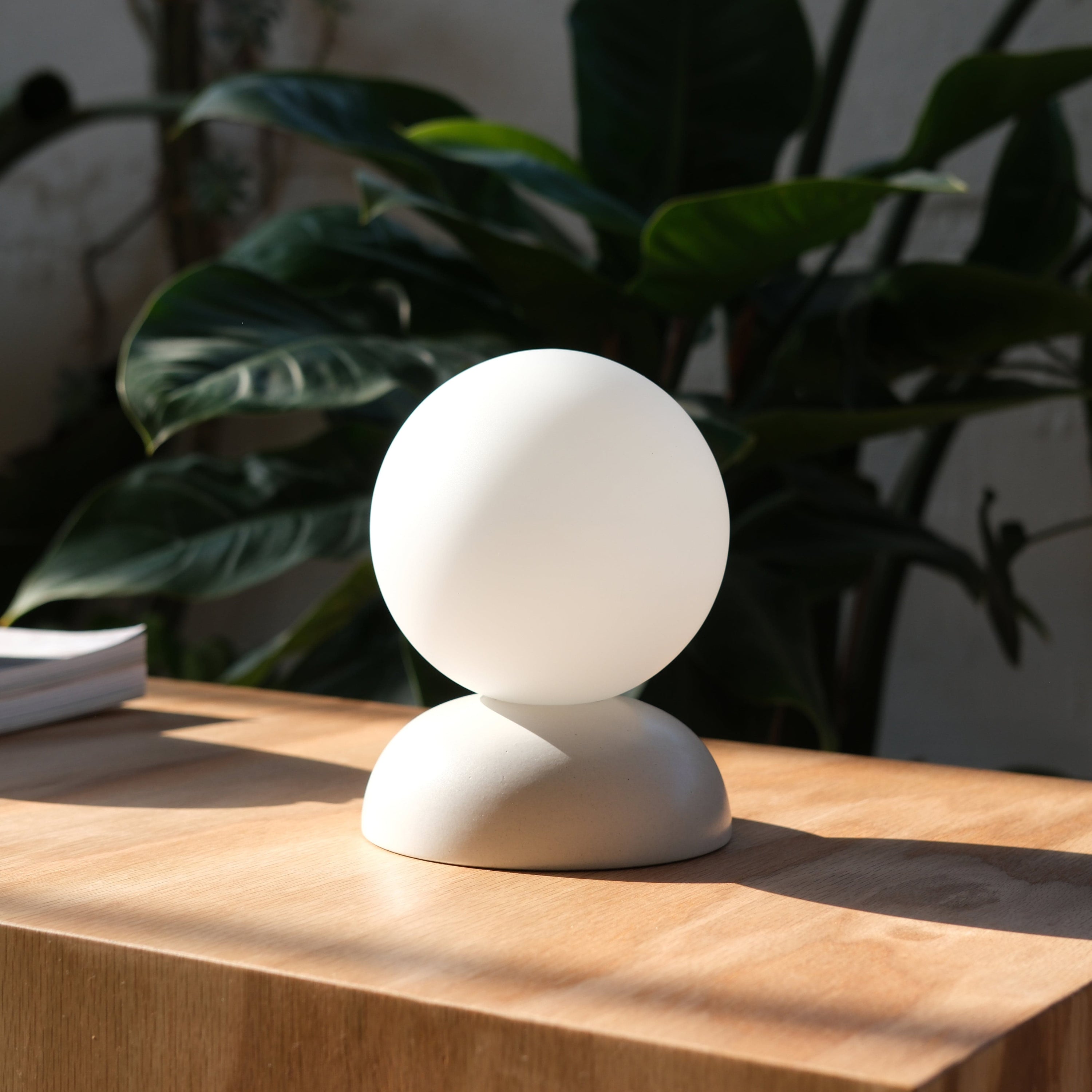 Misewell Lamps White Matte / On/Off Monroe Table Lamp