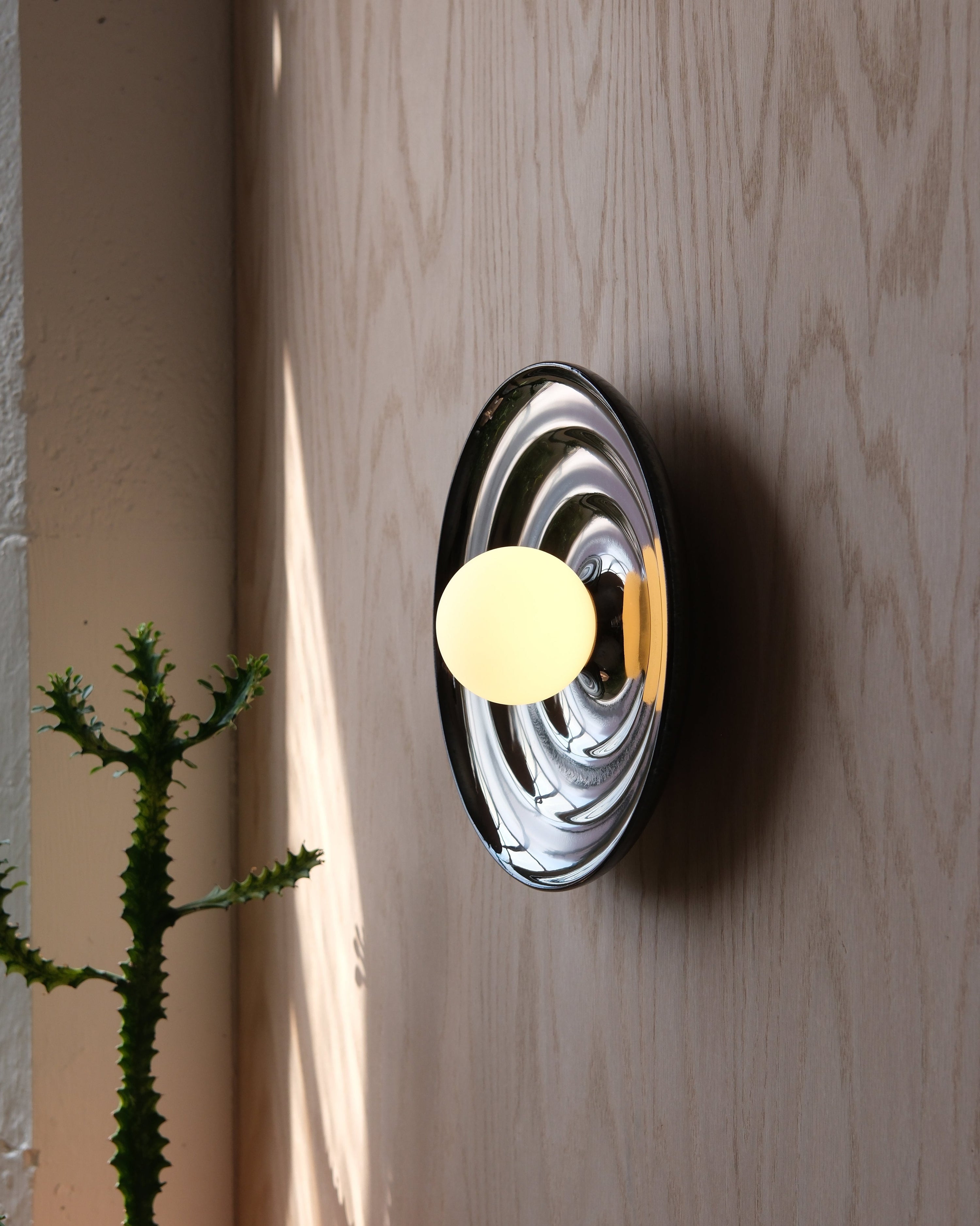 Ripple Bowl Sconce