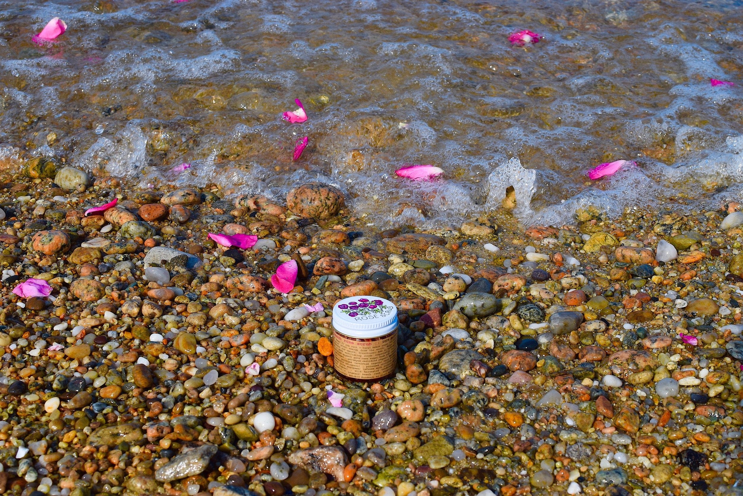 plant makeup Beach Rose Scrub