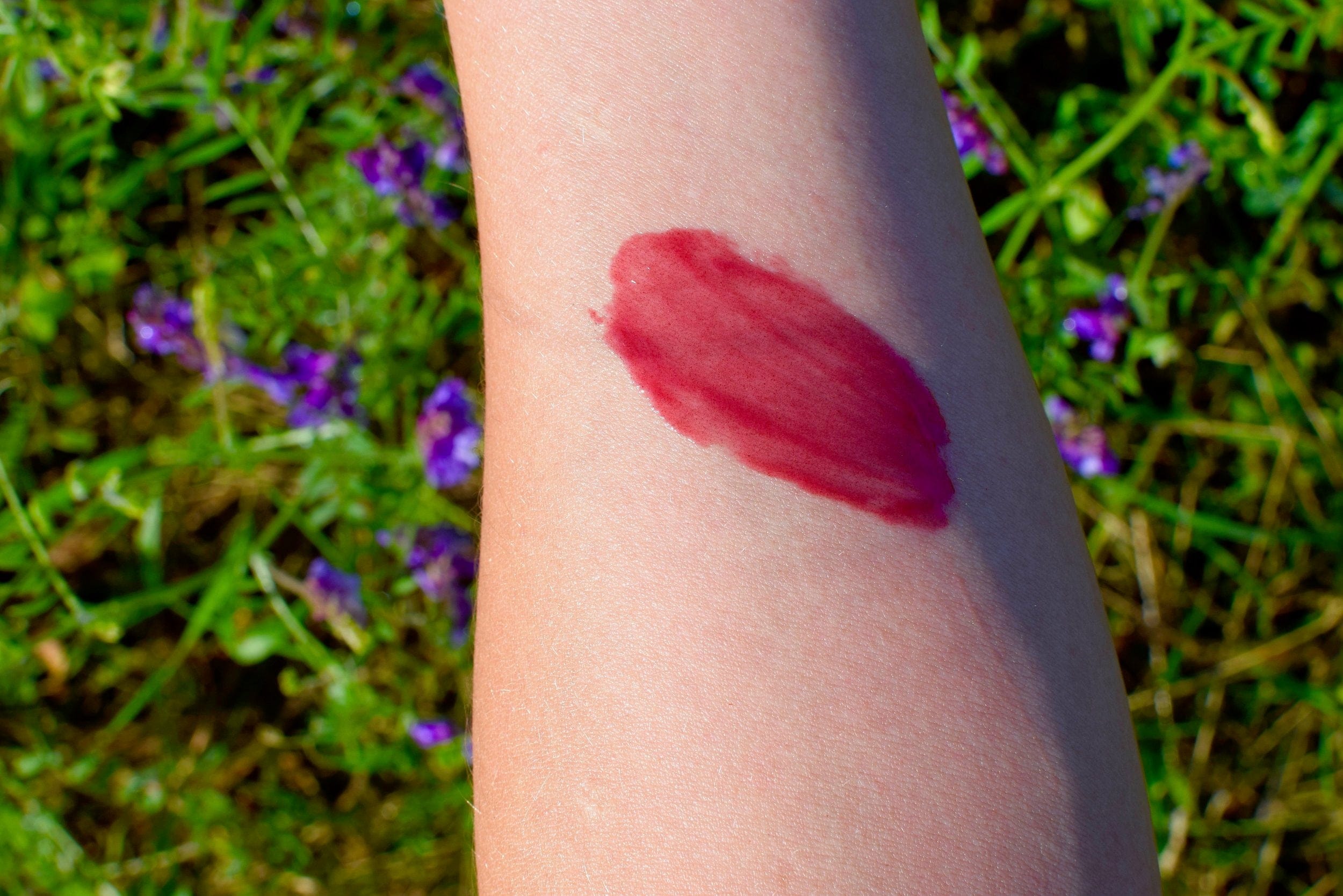 plant makeup Hibiscus + Beet Lip Tint