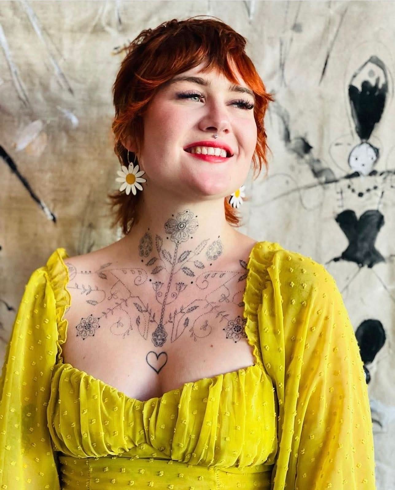LE CHIC MIAMI Earrings 70s Daisy Hoops