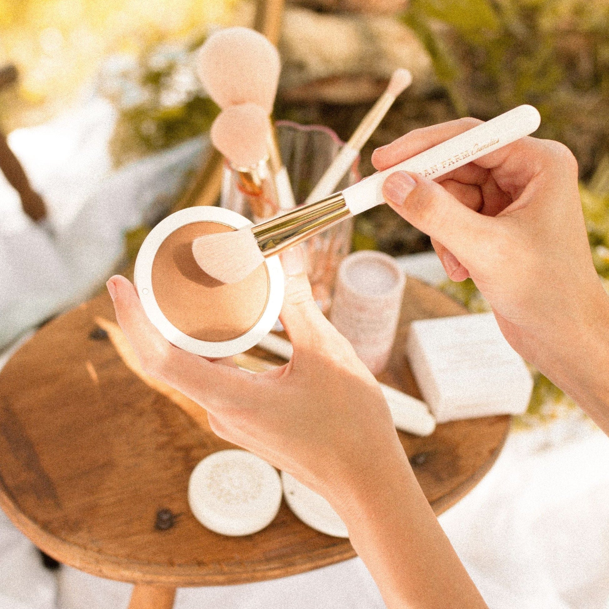 Earthen Mineral Bronzer - My American Goods