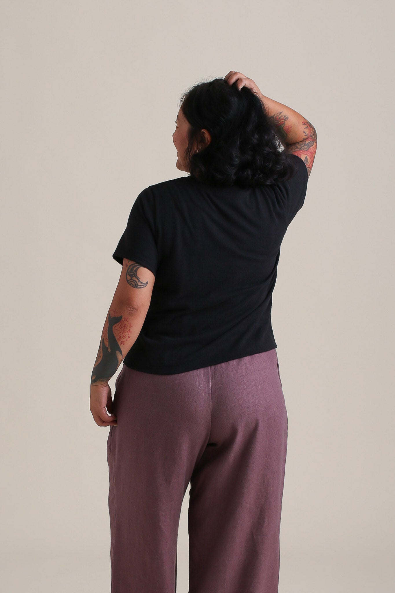 Kronos Tee in Graphite