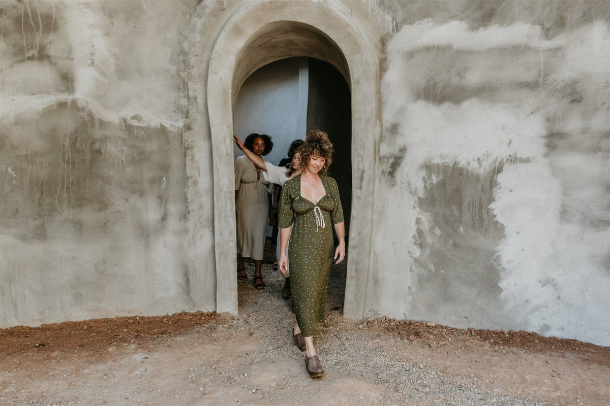 Field Day Dress Tyrah Dress in Green Floral Calico Crepe