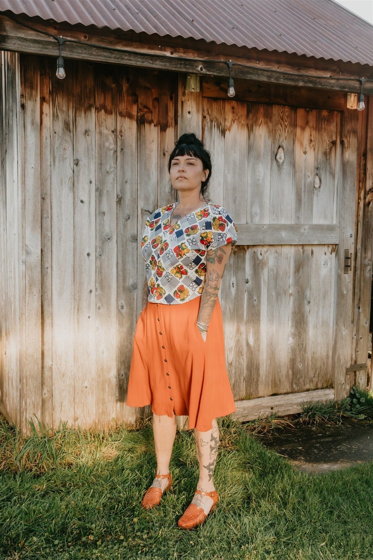 Field Day Top Dolman Top in Cotton Fruits