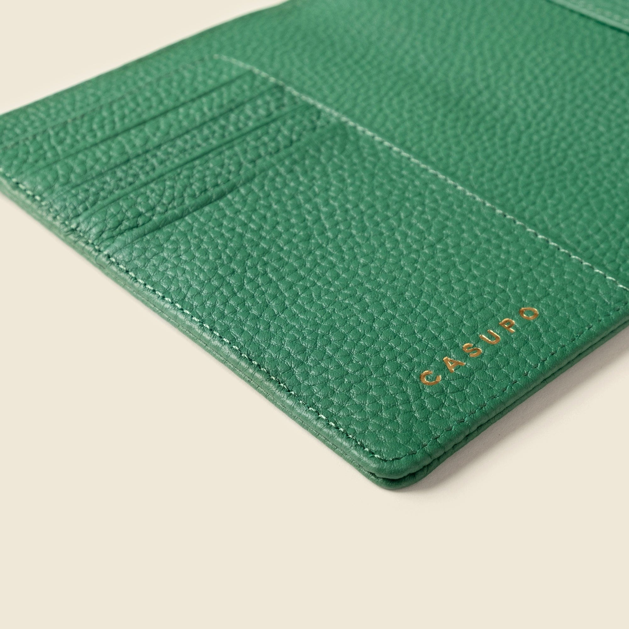 CASUPO Small Leather Goods Leather Passport Wallet with RFID - Green