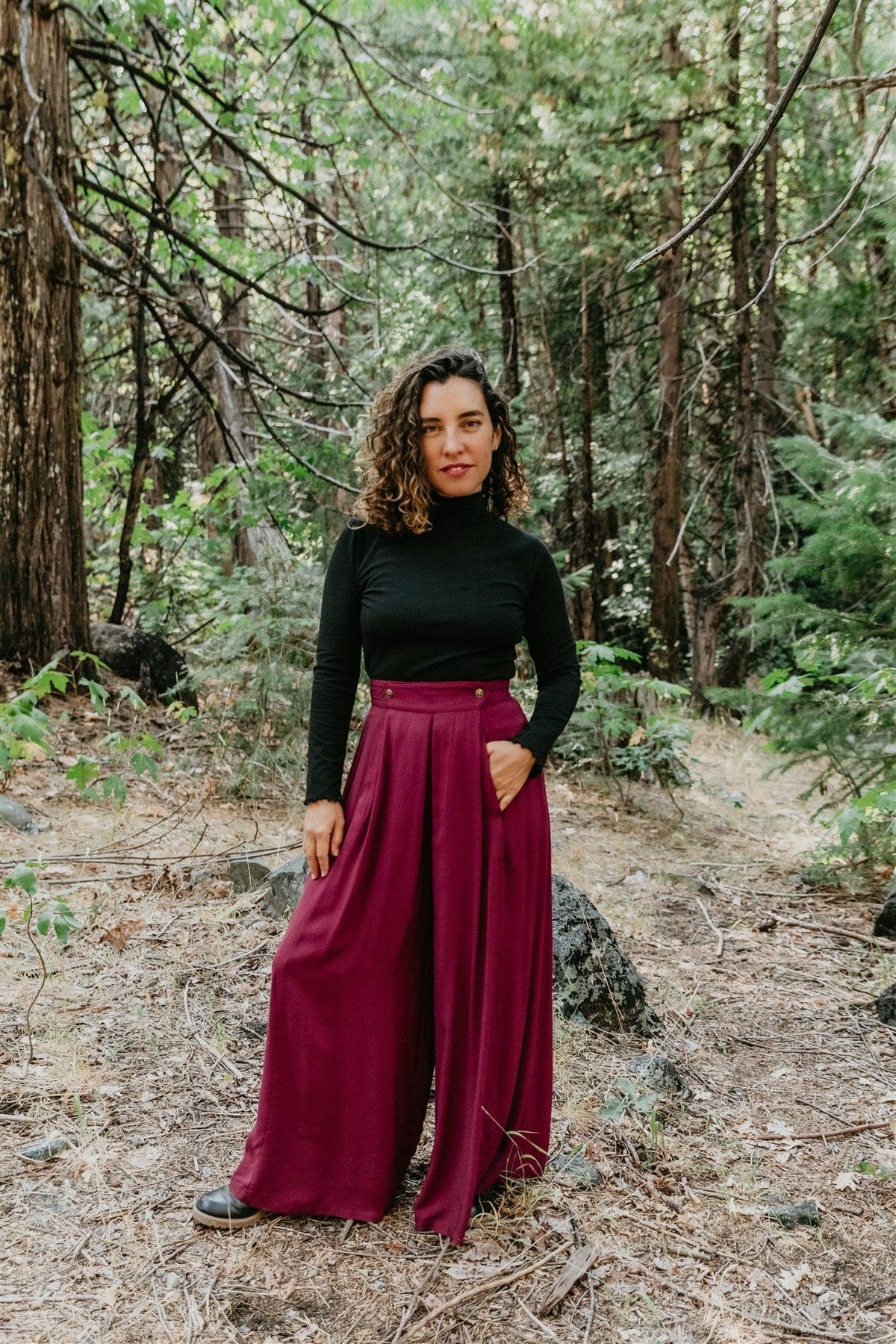 Field Day Pants Rue Pants in Merlot Challis