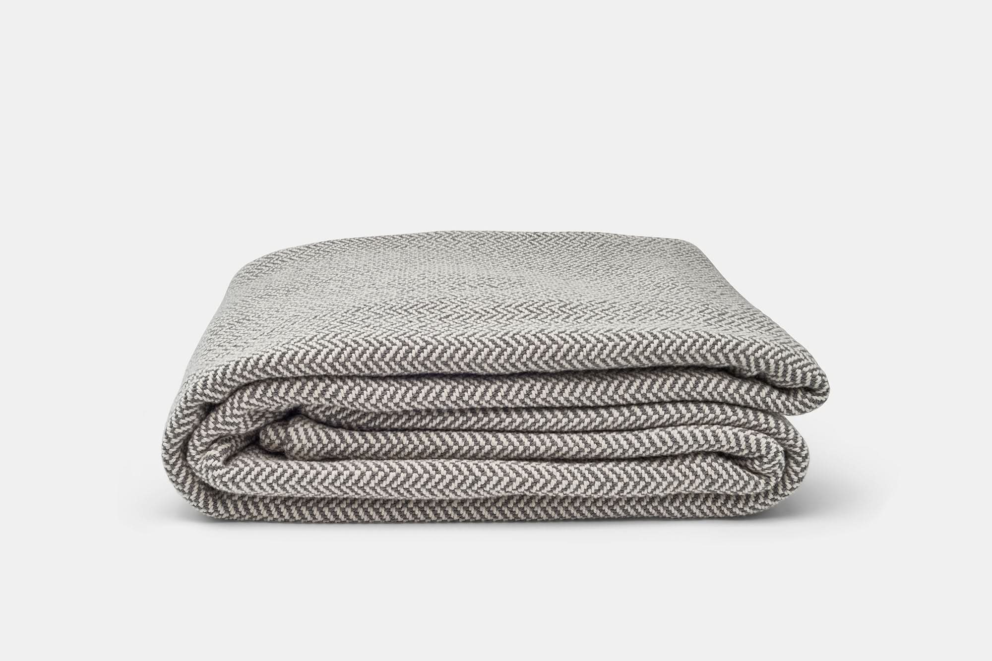 American Blossom Linens Blankets Throw / Mountain Grey Herringbone Weave Cotton Blanket