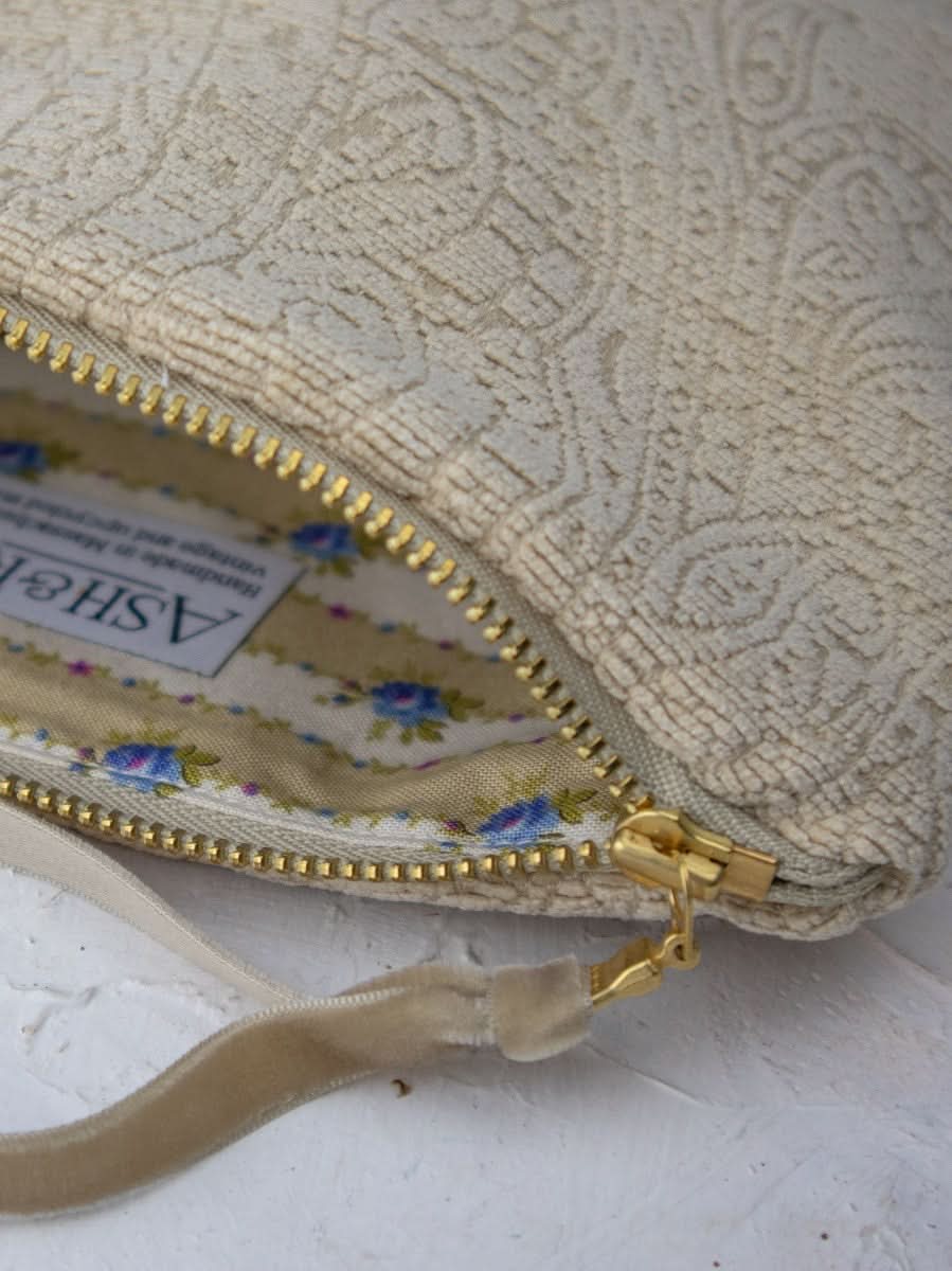 French Cream Chenille Wristlet Purse - My American Goods