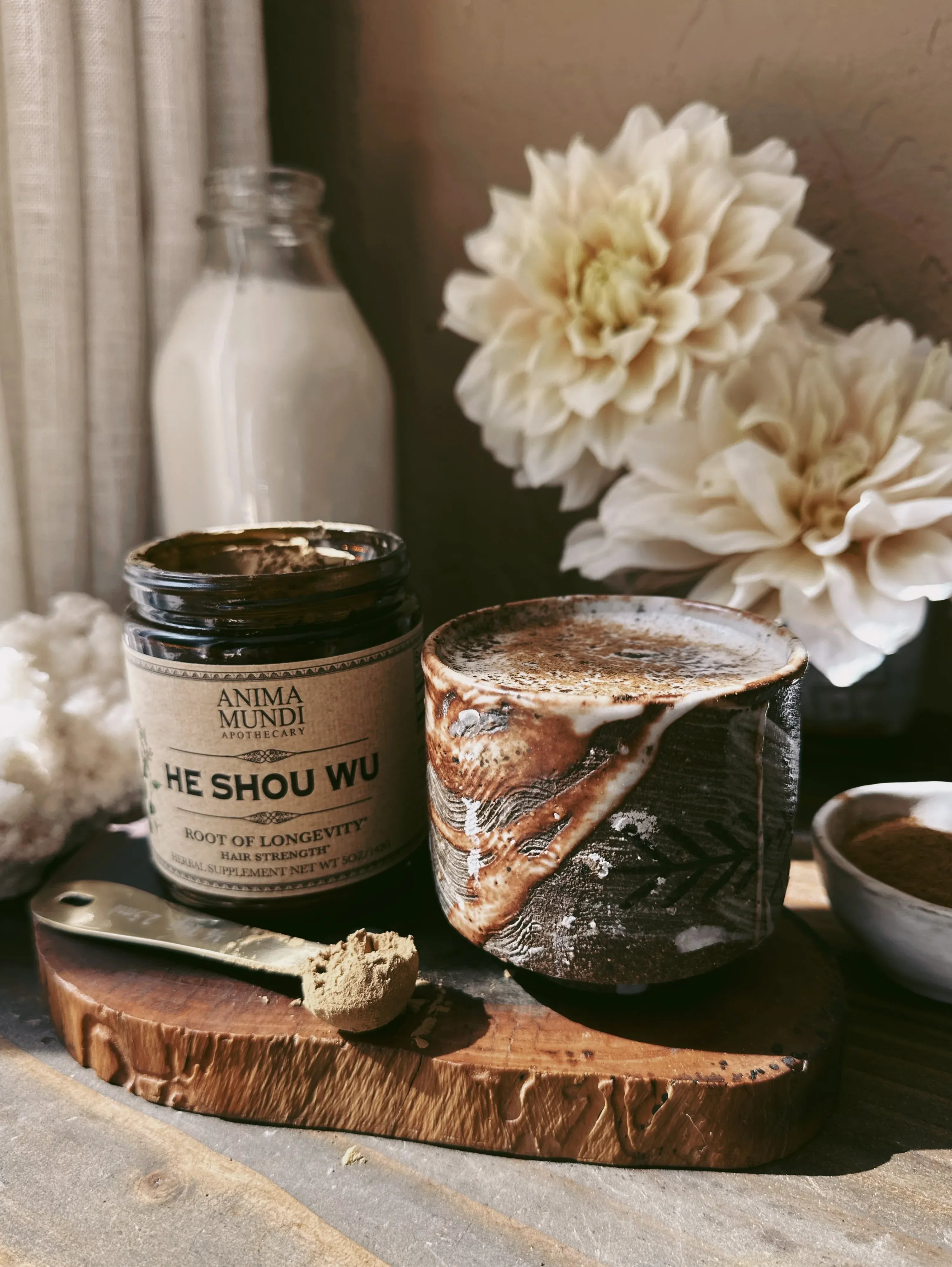 Anima Mundi Herbal supplements HE SHOU WU | Strength + Shine*